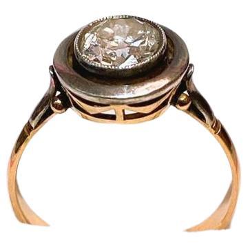 Old Mine Cut Diamond Solitair Gold Ring In Good Condition For Sale In Cairo, EG