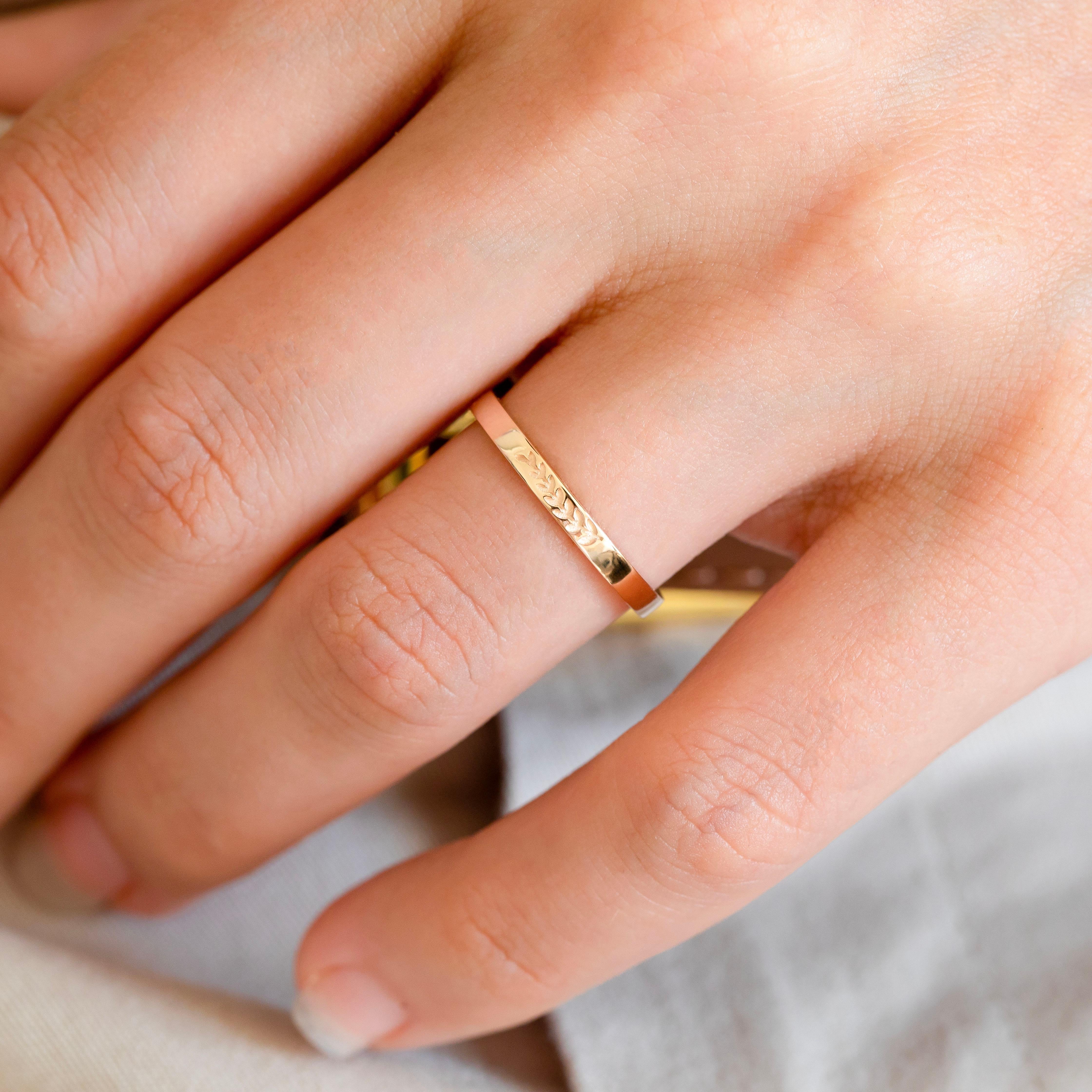 Alianza de Boda Botánica en Oro Oliva de 14K - Elegante Diseño Floral en la Botánica en Nuevo estado para la venta en ISTANBUL, TR