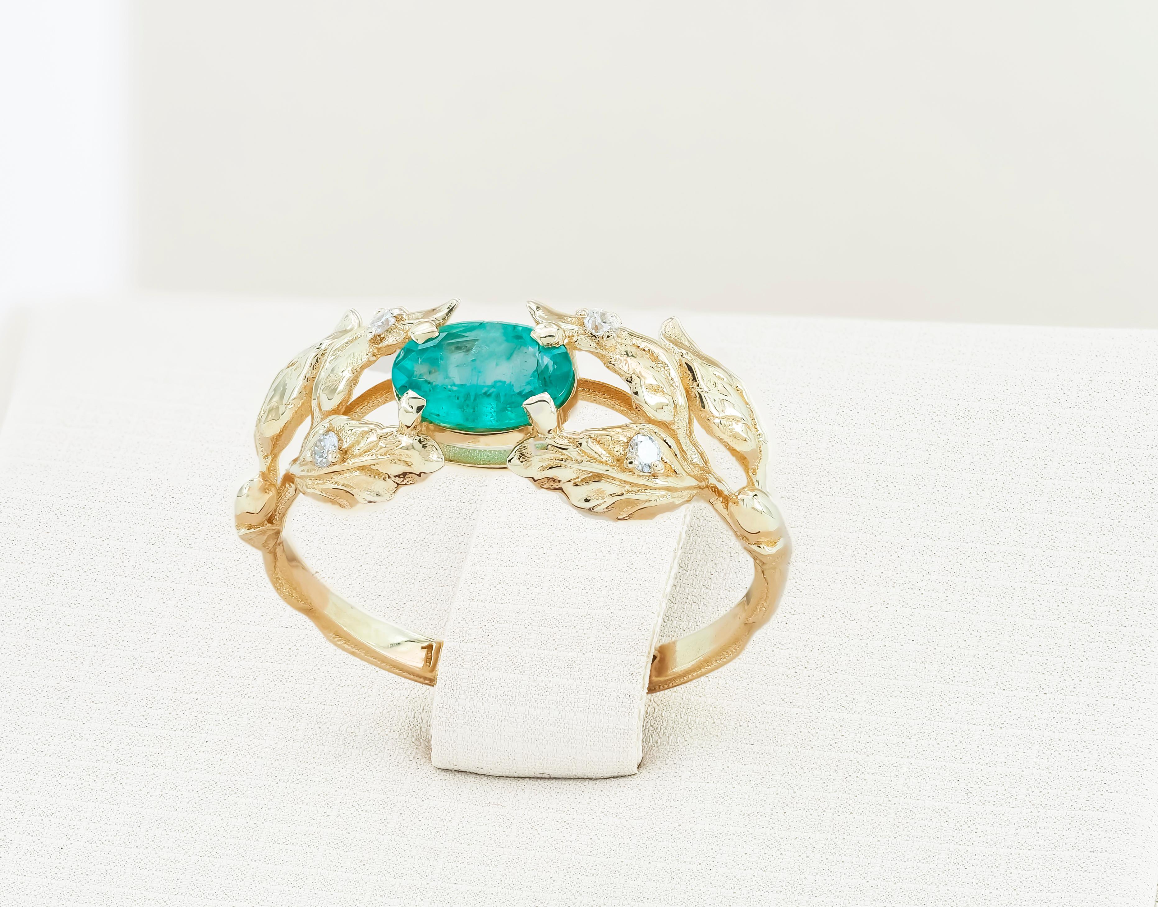 Im Angebot: Ovaler Smaragd-Ring aus 14 Karat Gold () 3