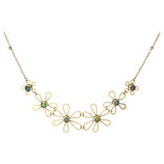 14k Gold Einzigartige Daisy Chain Halskette mit Opalen 