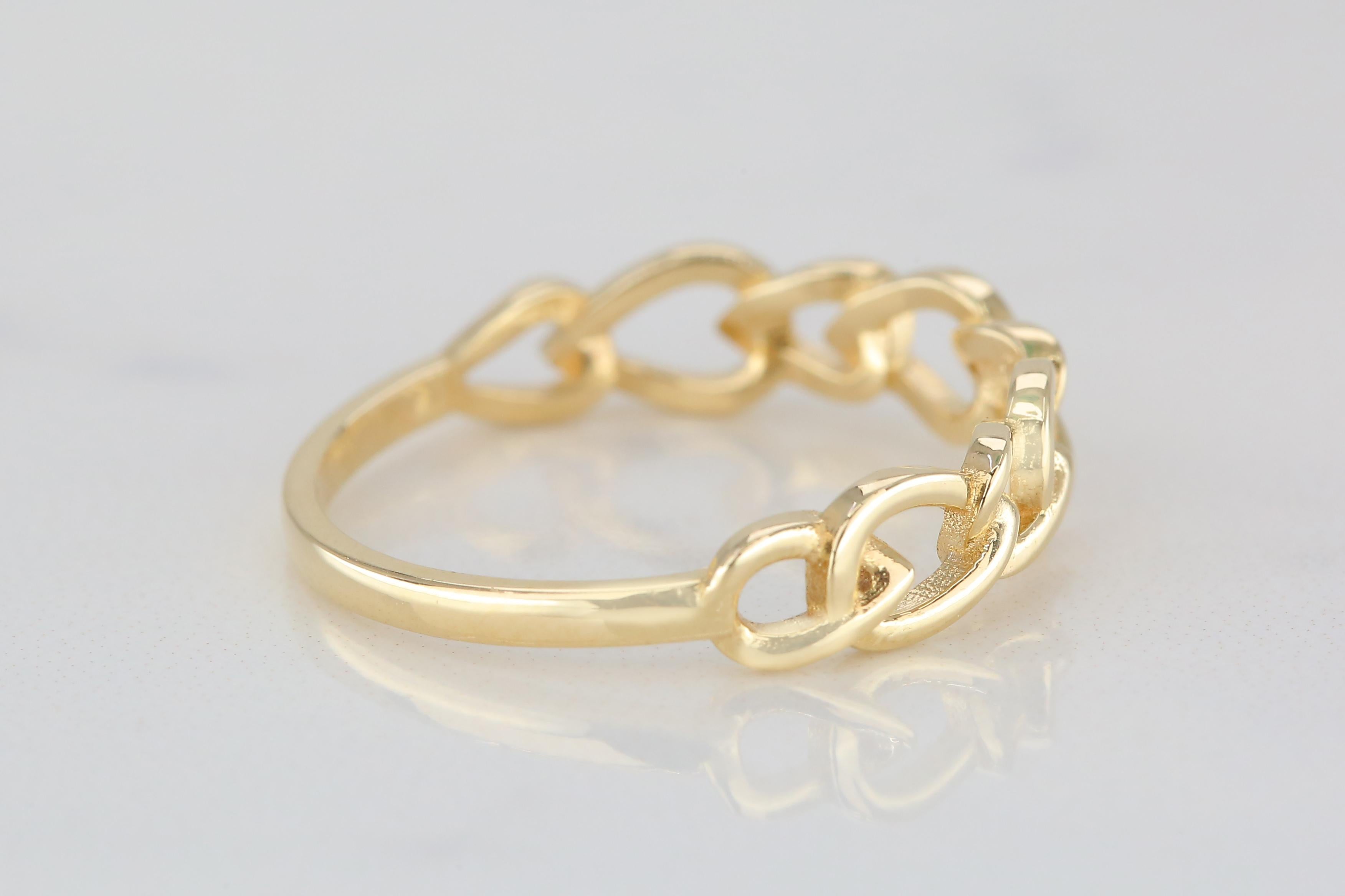 For Sale:  14k Gold Oval Chain Ring, Gold Link Ring, Designer Chain Ring 4