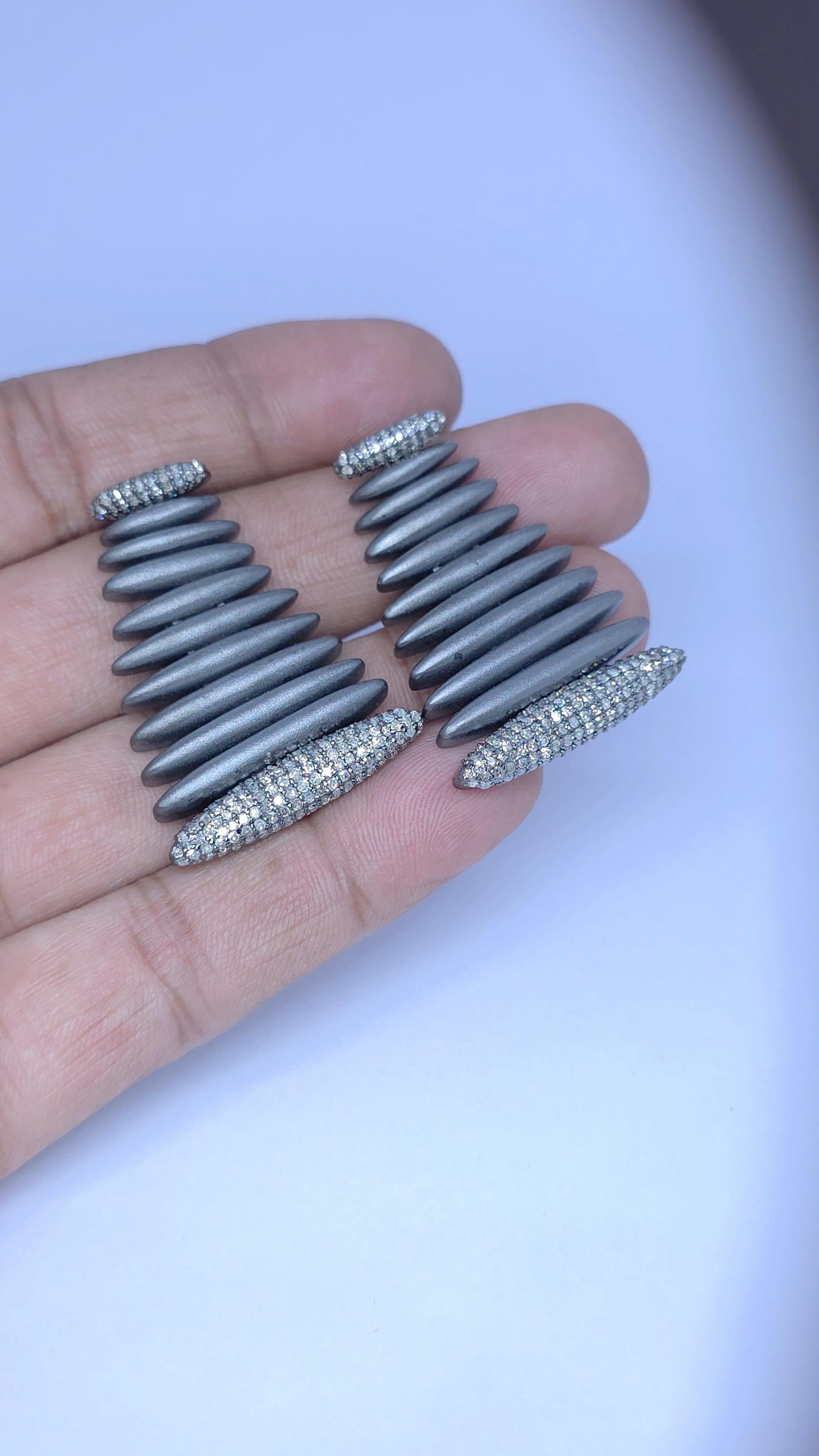 Orecchino in oro 14k con pavé di diamanti in argento 925 Gioielli di moda moderni in vendita 7