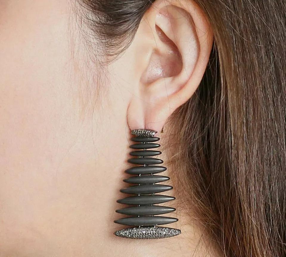 Taille ronde 14k Gold Pave Diamond Spike Earring 925 Silver Fashion Jewelry Modern en vente