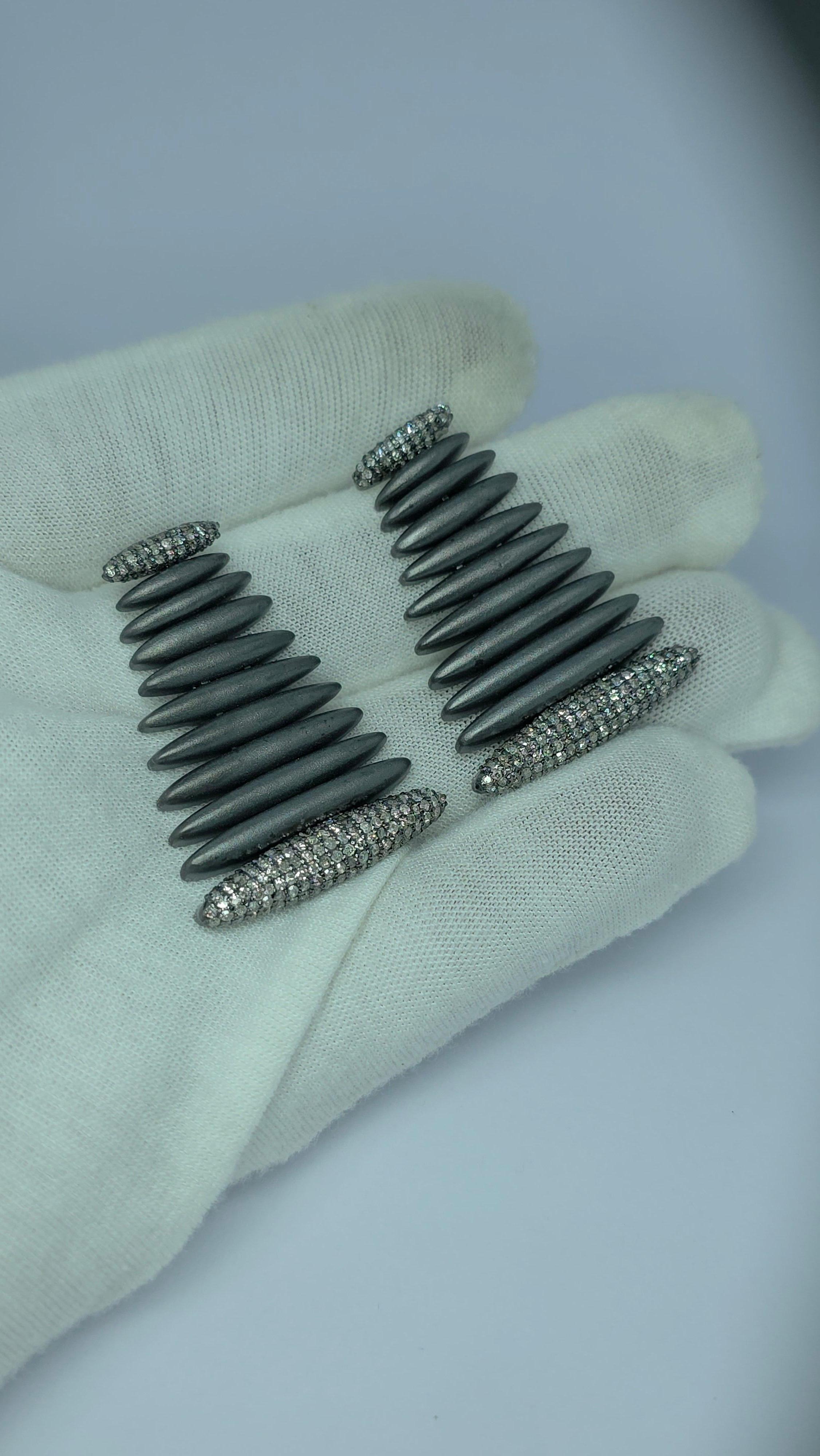 Orecchino in oro 14k con pavé di diamanti in argento 925 Gioielli di moda moderni in vendita 4