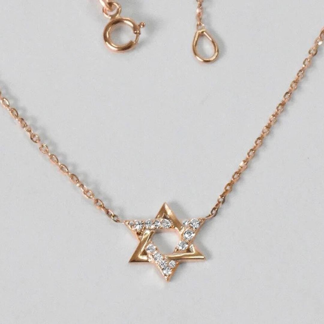 Pave Diamond Star Necklace is made of 14K solid gold available in three colors, White Gold / Rose Gold / Yellow Gold.

Lightweight and gorgeous natural genuine diamond. Each diamond is hand selected by me to ensure quality and set by a master setter