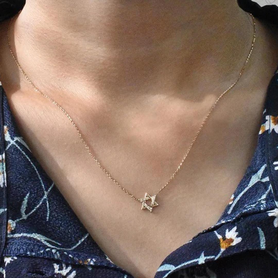 14k Gold Diamond Star of David Pendant Necklace Minimal Diamond Necklace For Sale 1