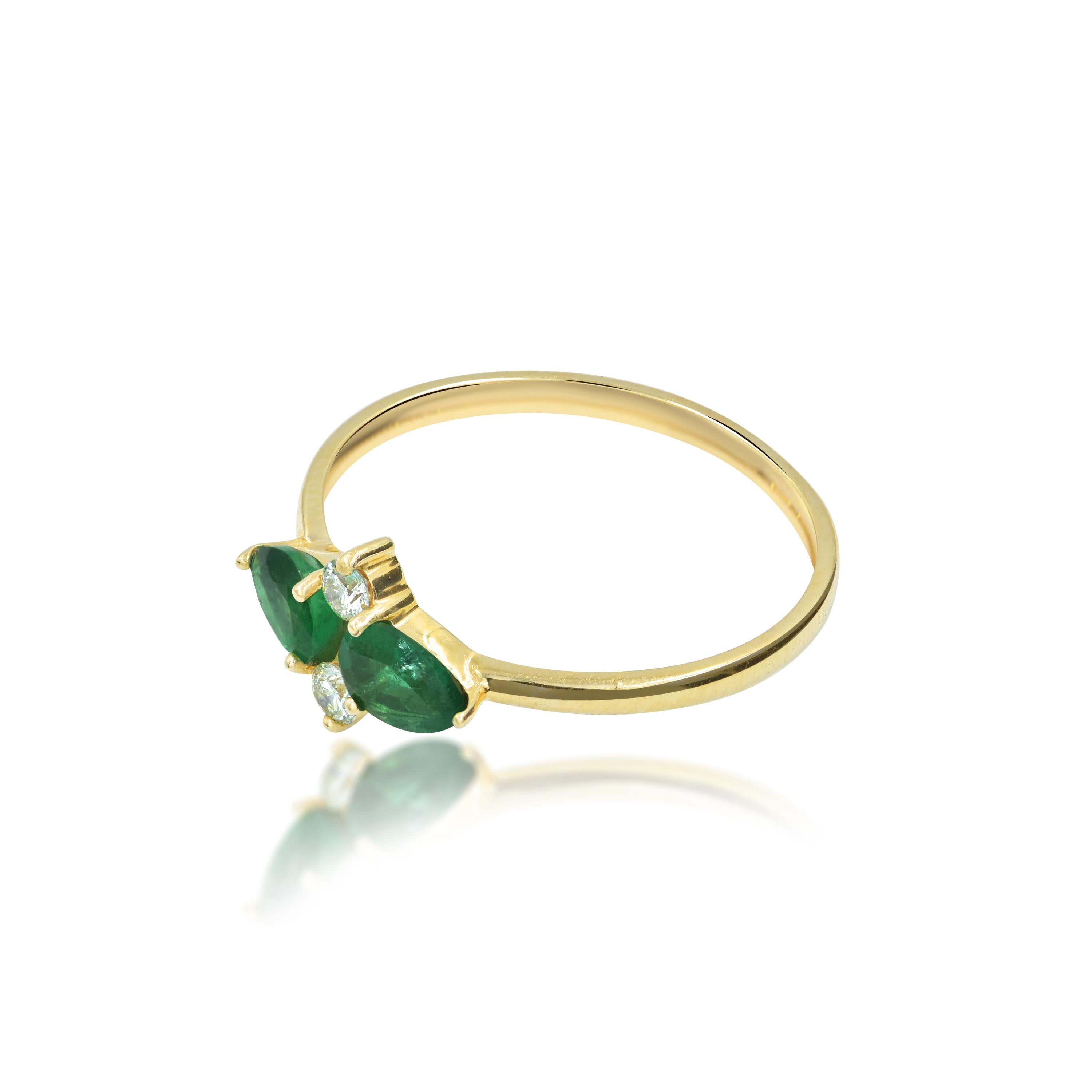 For Sale:  14k Gold Pear Shape 0.56 Carat Emerald and Diamond Engagement Ring 5