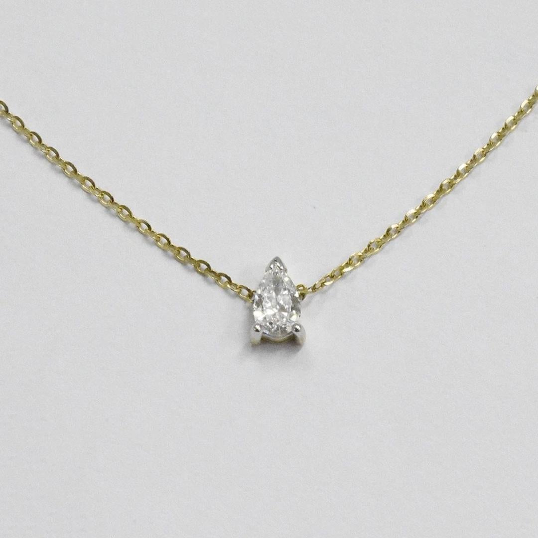 14k Gold Pear Shaped Diamond Necklace Diamond Solitaire Layering Necklace In New Condition For Sale In Bangkok, TH