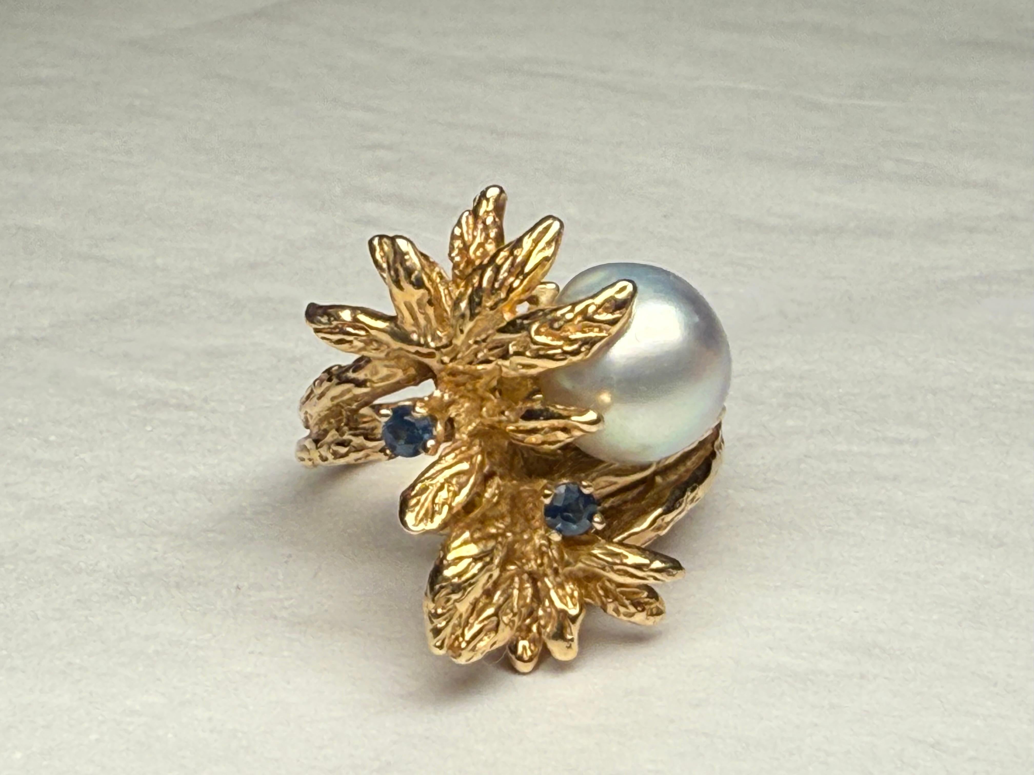 14K Gold Pearl And Sapphire Crossover Ring For Sale 4