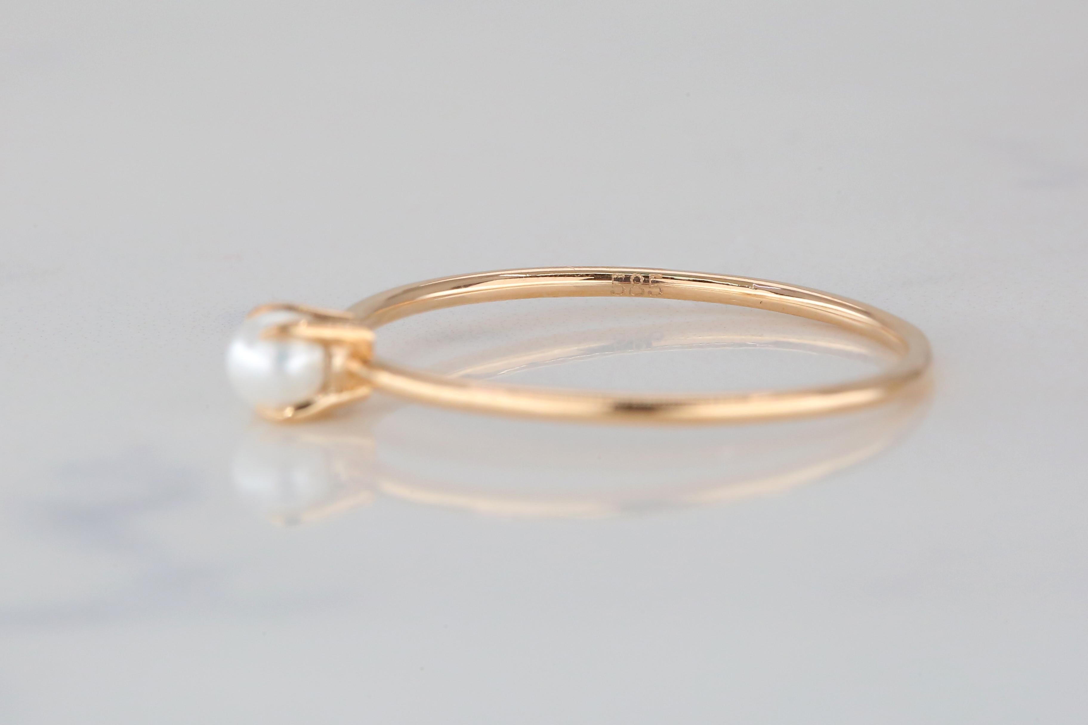 For Sale:  14K Gold Pearl Ring, 14K Gold Solitaire Pearl Ring 8