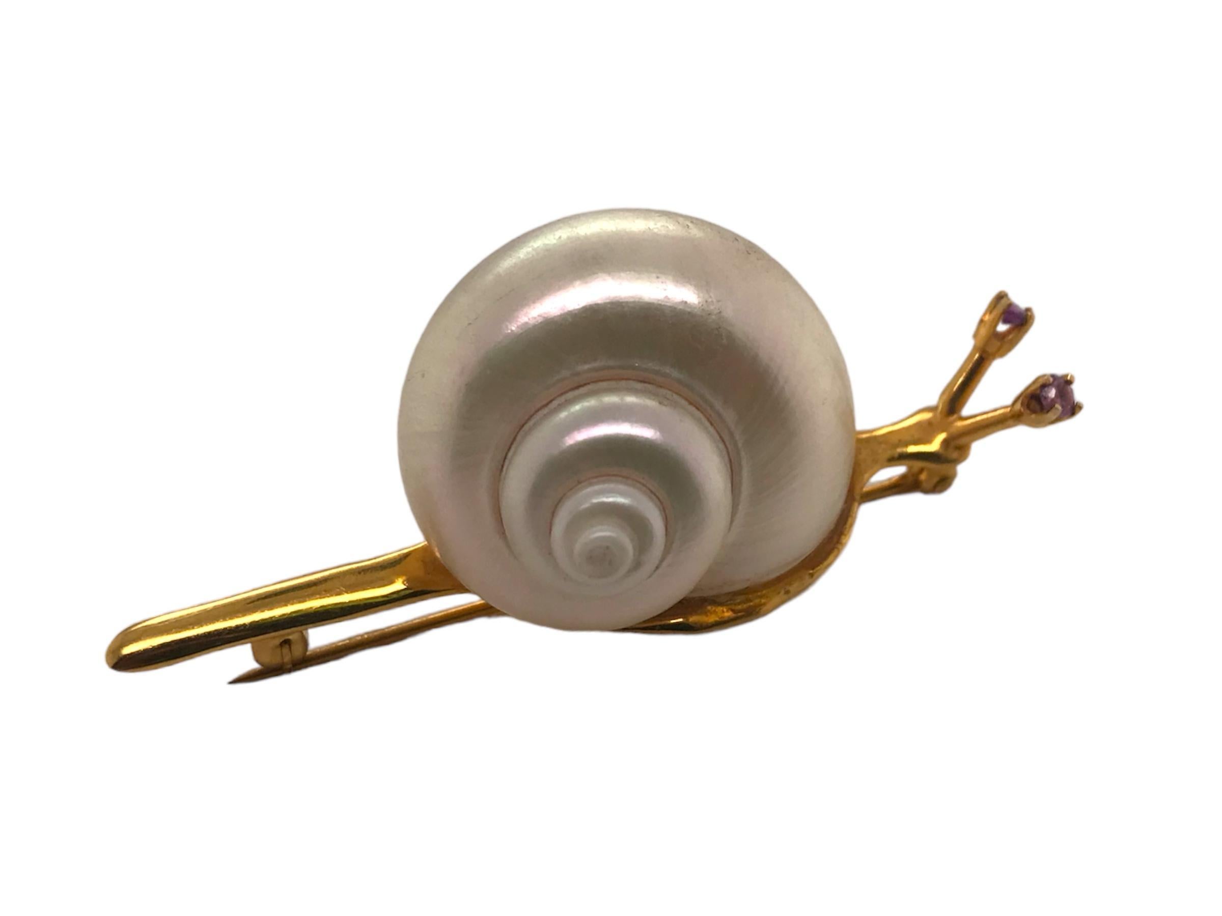 14K Gold Pearl Snail Brooch In Good Condition For Sale In Montgomery, AL