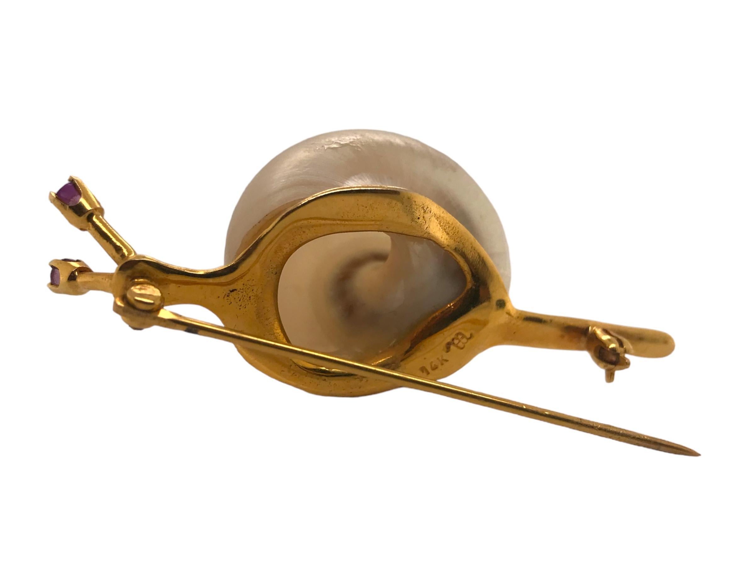 14K Gold Pearl Snail Brooch For Sale 3