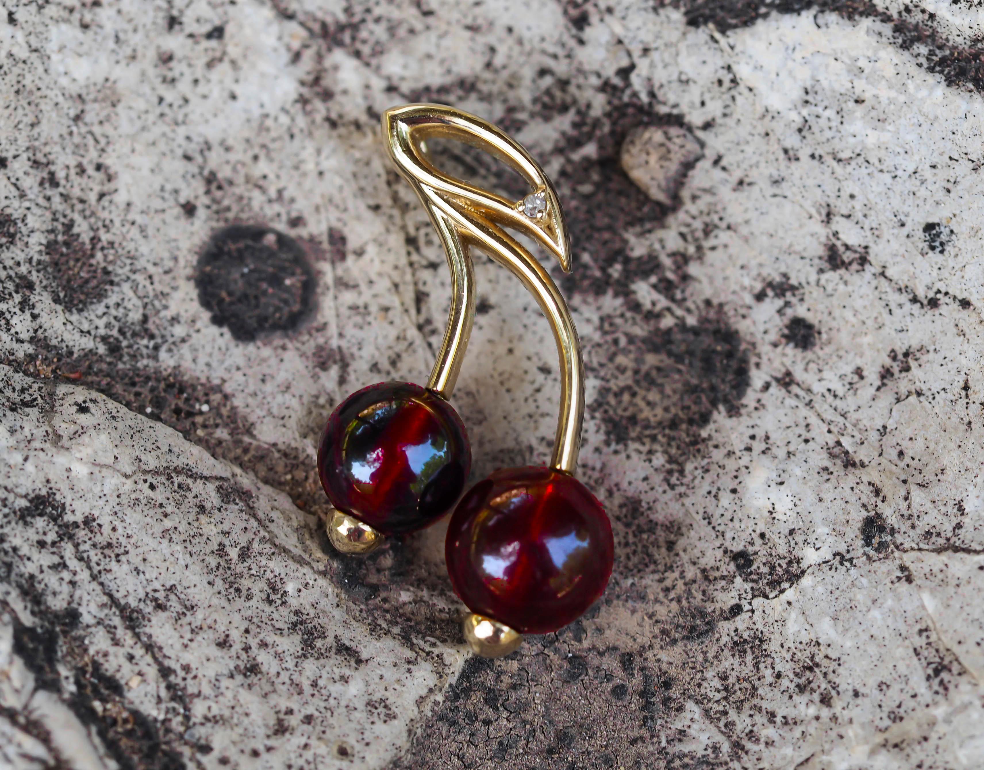Cherry Pendant with Garnets and Diamond in 14k gold pendant For Sale 2