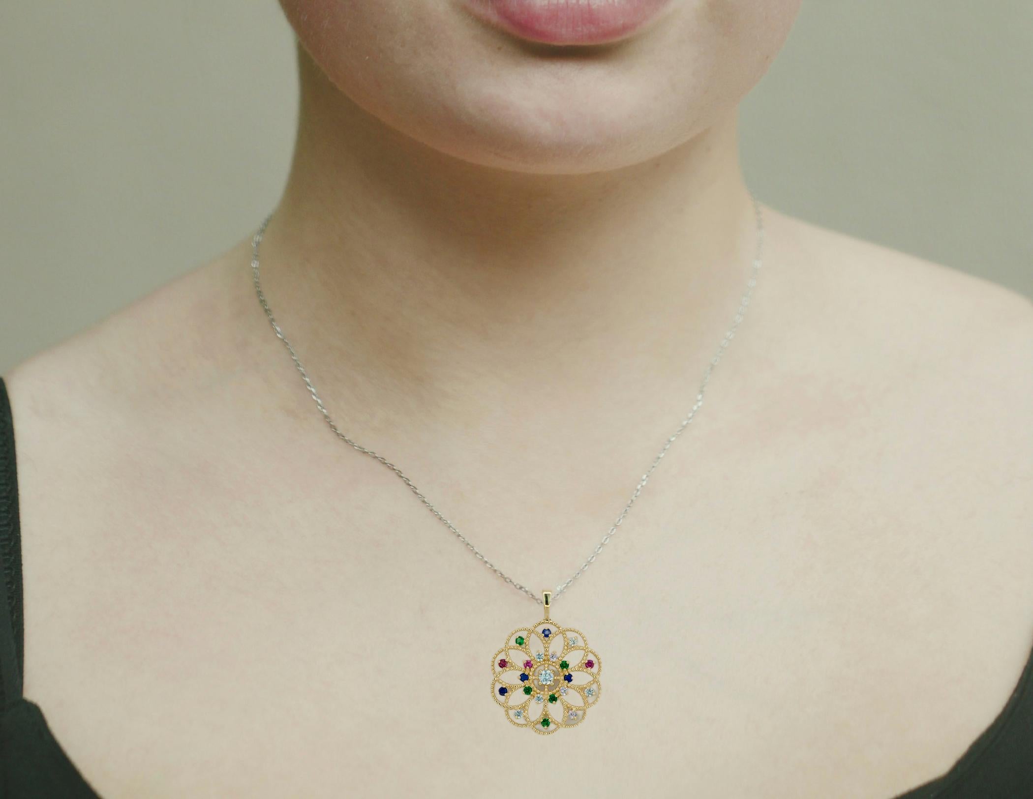 Ciondolo in oro 14k con gemme multicolore. in vendita 4