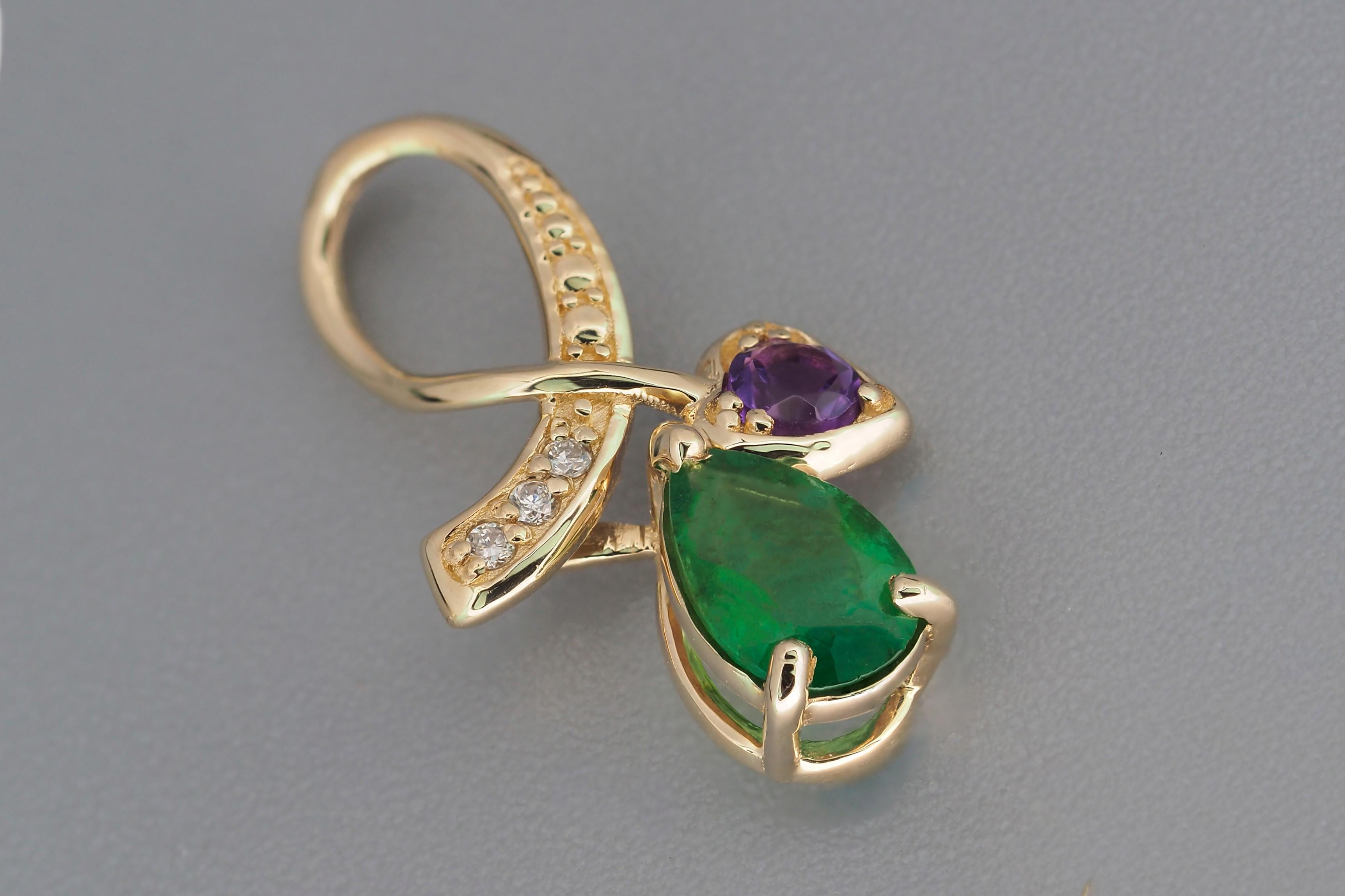 Modern 14k Gold Pendant with Natural Emerald, Amethyst and Diamonds For Sale