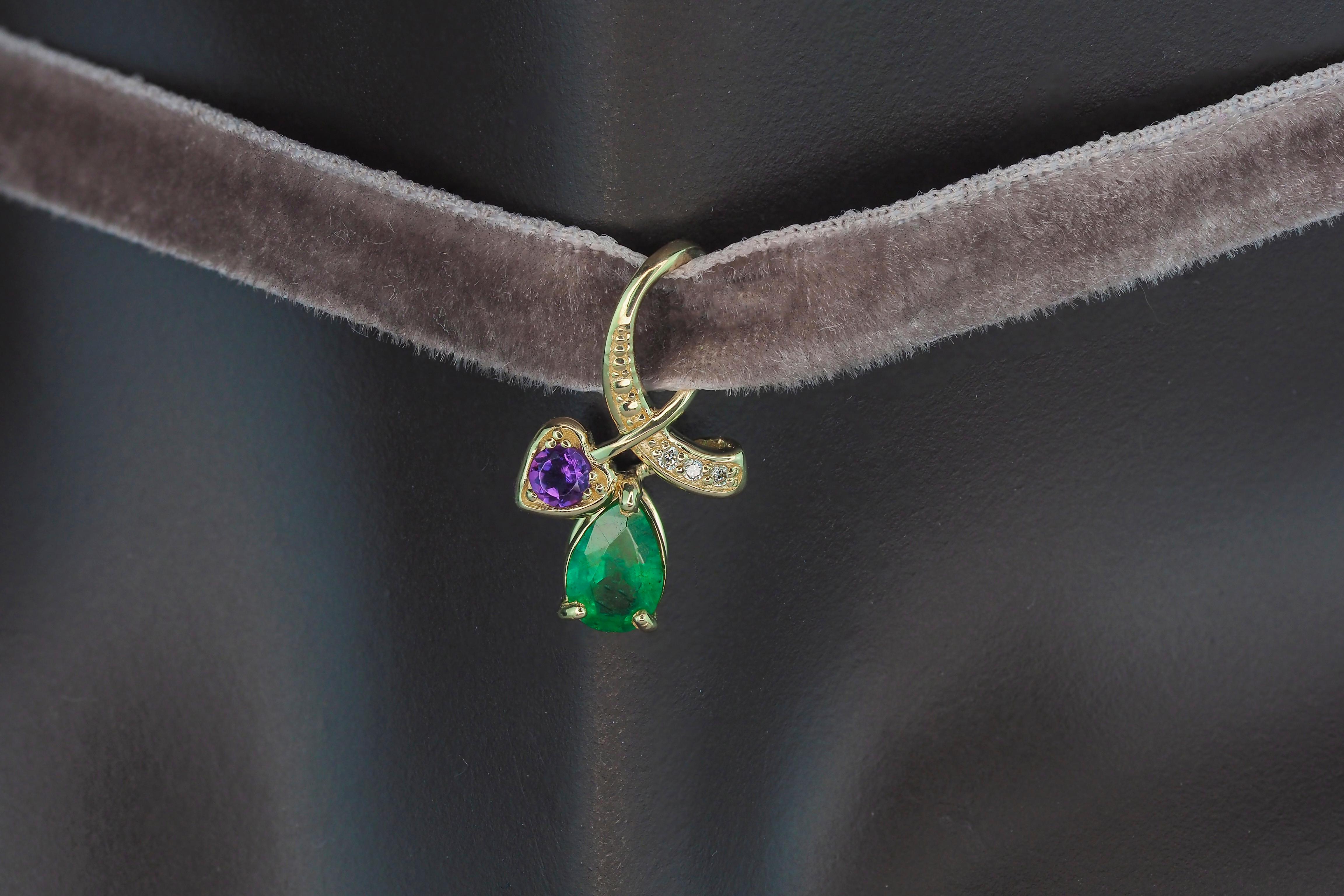 14k Gold Pendant with Natural Emerald, Amethyst and Diamonds For Sale 1