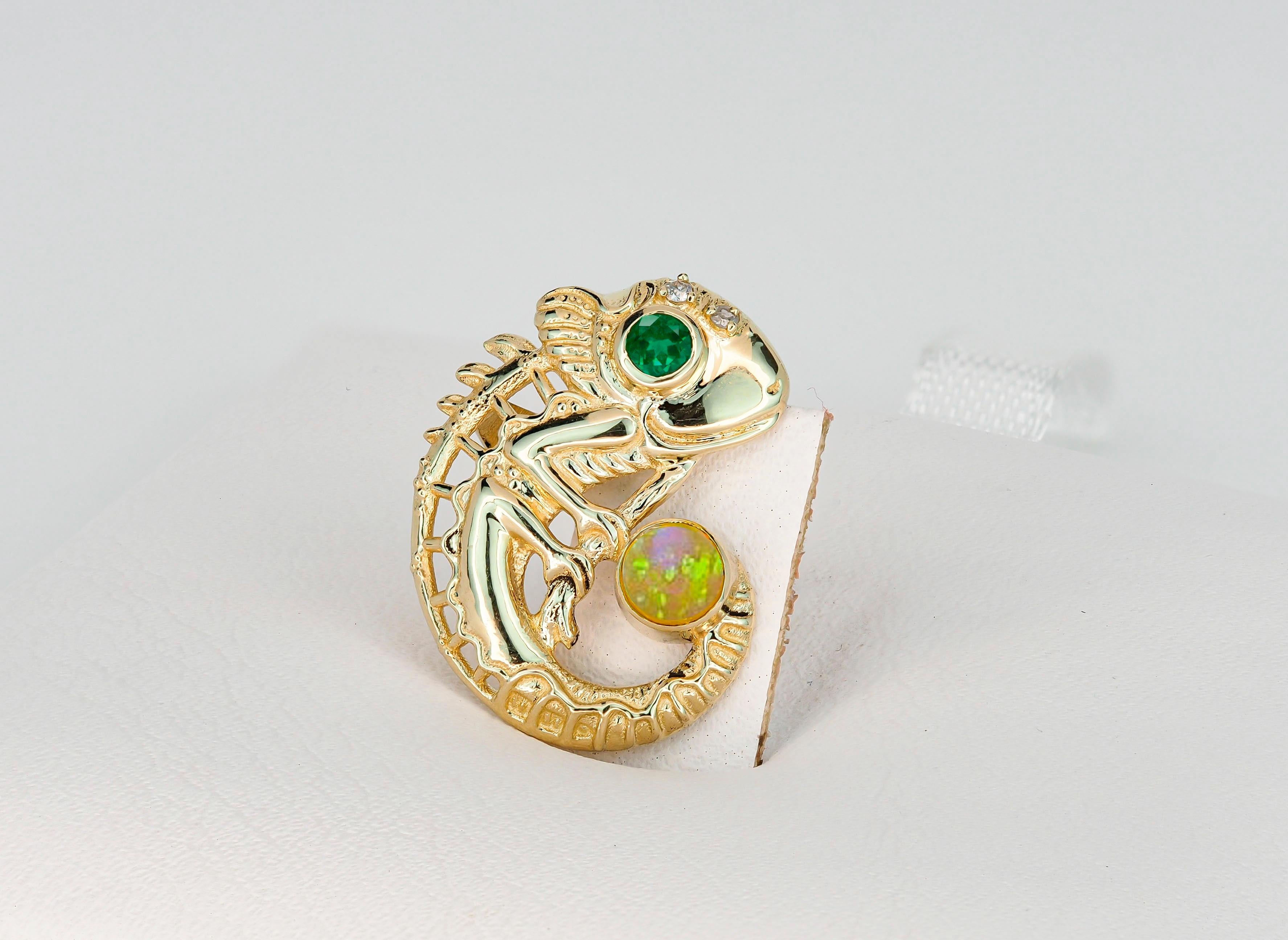 Cabochon 14k Gold Pendant with Opal, Emerald and Diamonds, Chameleon Pendant For Sale