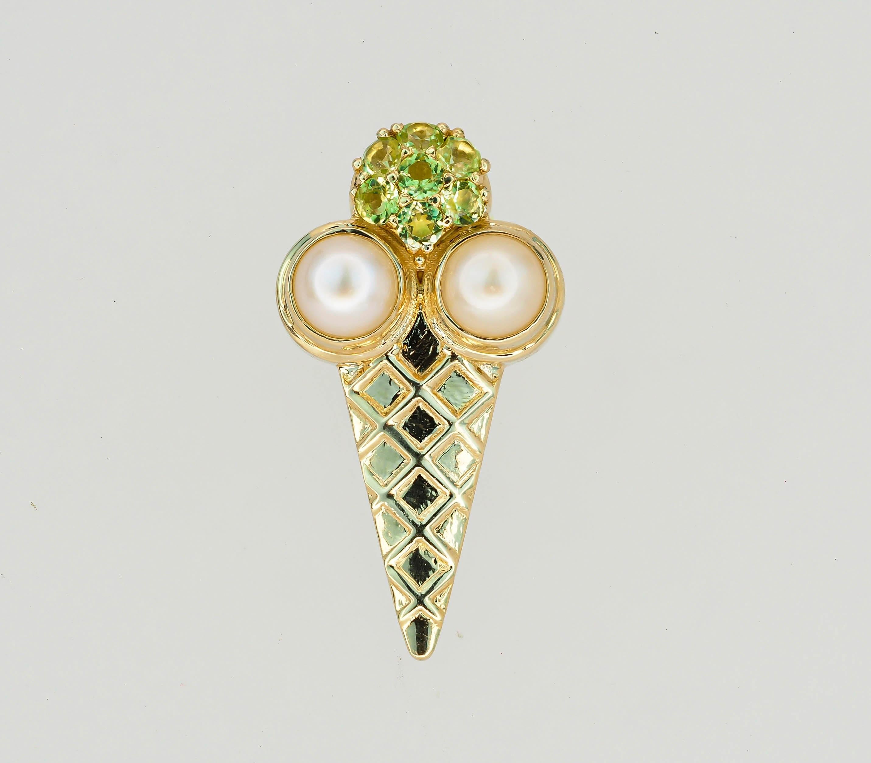 Women's 14k Gold Pendant with Pearls. Ice Cream with Pistachios Pendant For Sale