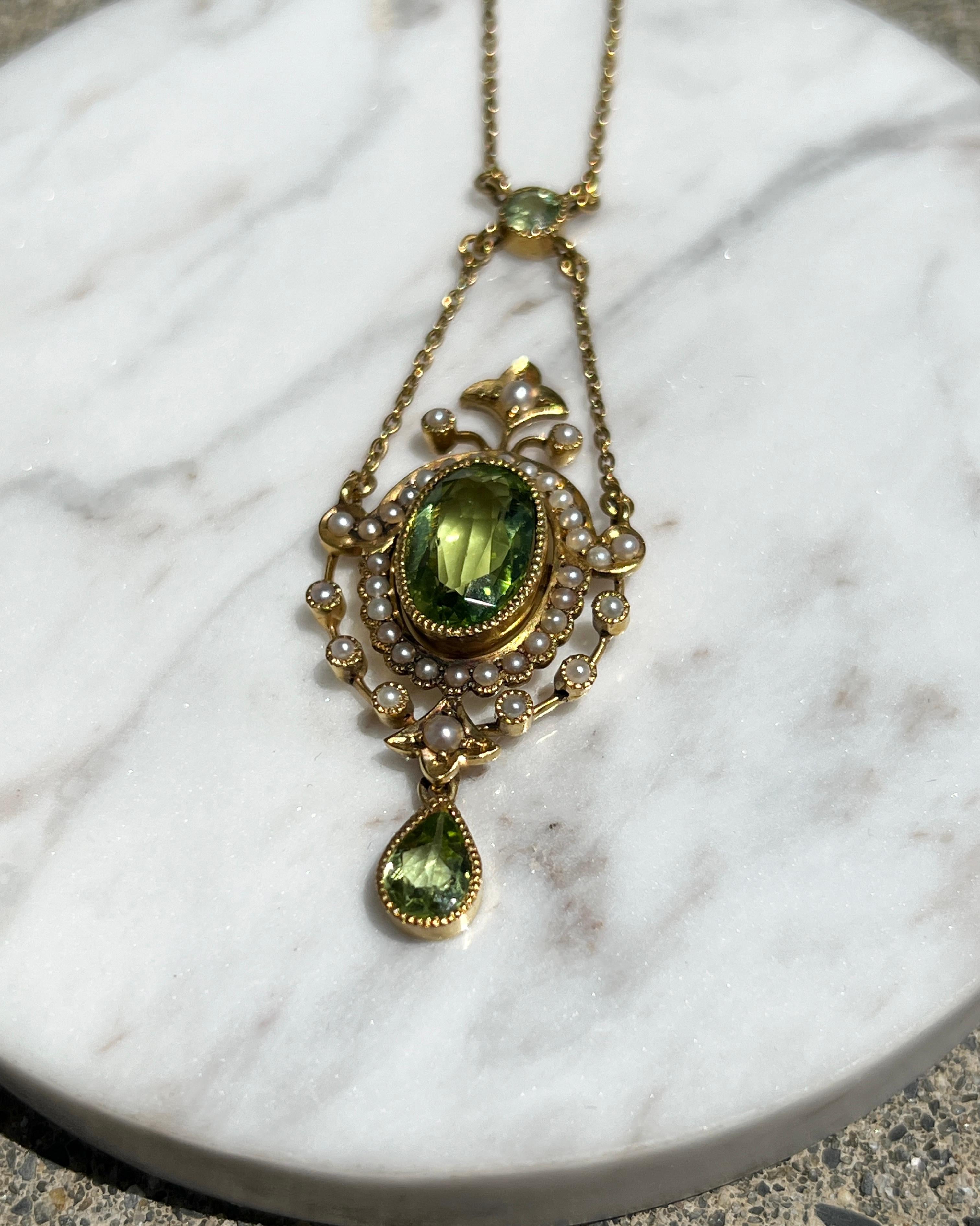 Oval Cut 14k Gold Peridot and Pearl Edwardian Necklace