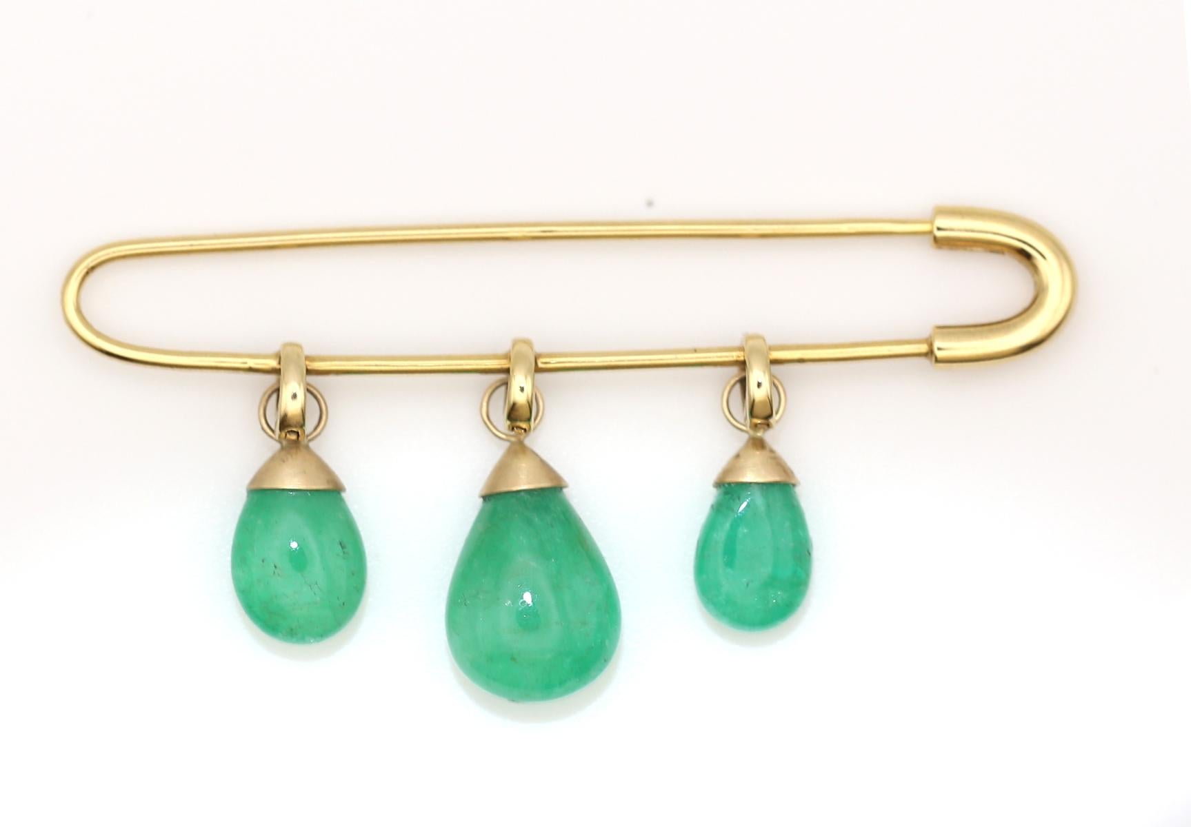 14K Gold Pin With Three Detachable Emerald Drops, 1950 For Sale 11