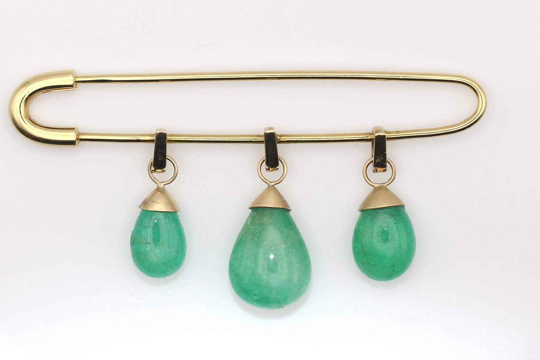 Pear Cut 14K Gold Pin With Three Detachable Emerald Drops, 1950 For Sale