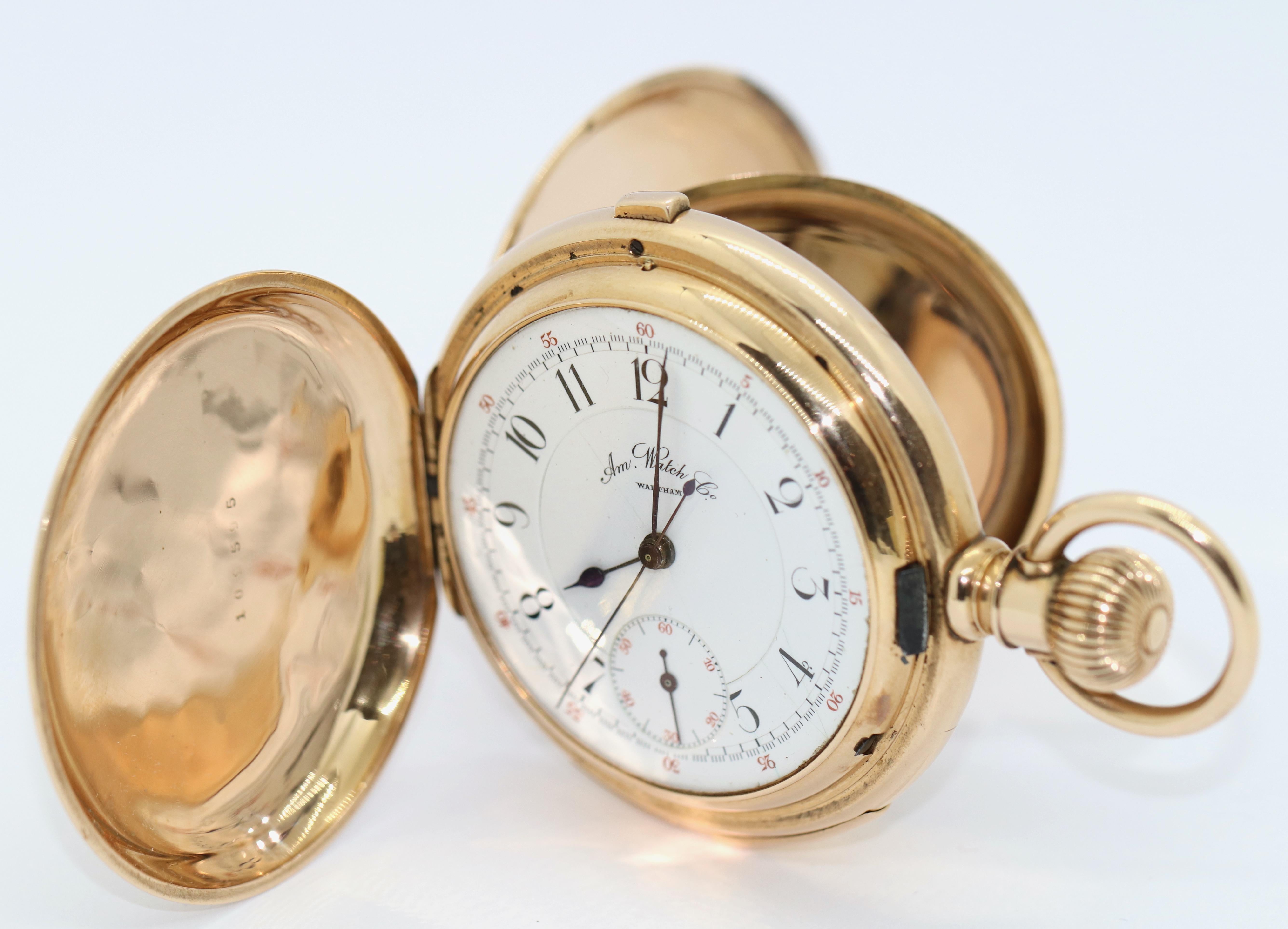 Sehr seltene komplizierte Hunter-Taschenuhr von American Watch Co. Waltham. Chronograph und Repetition. Massives 14 Karat Gold Gehäuse. Alle drei Deckel 14 Karat Gold, gestempelt.

Fall mit dem lateinischen Spruch 