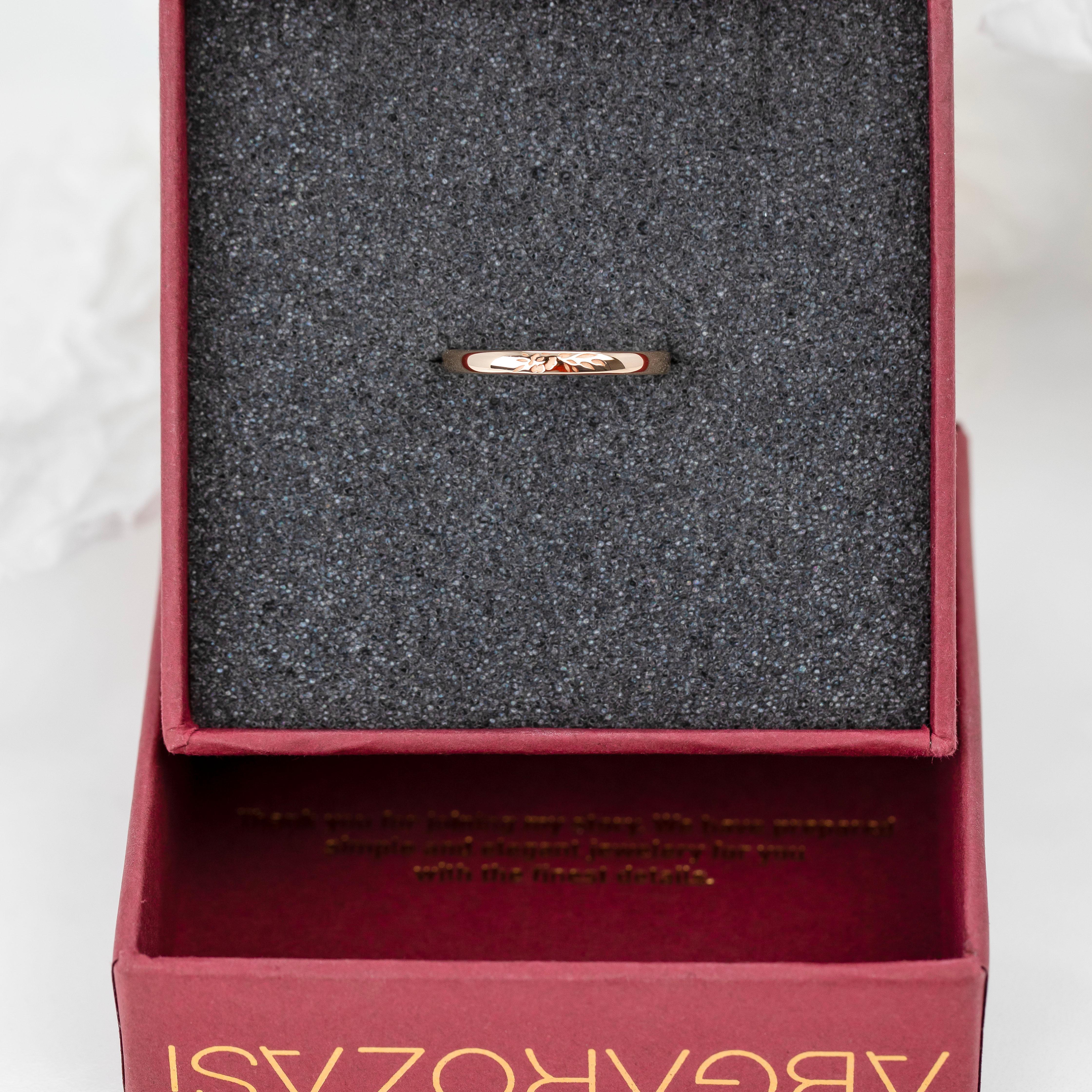 Anello nuziale botanico con papavero in oro 14K - Eleganza del design floreale della Botanica in vendita 5