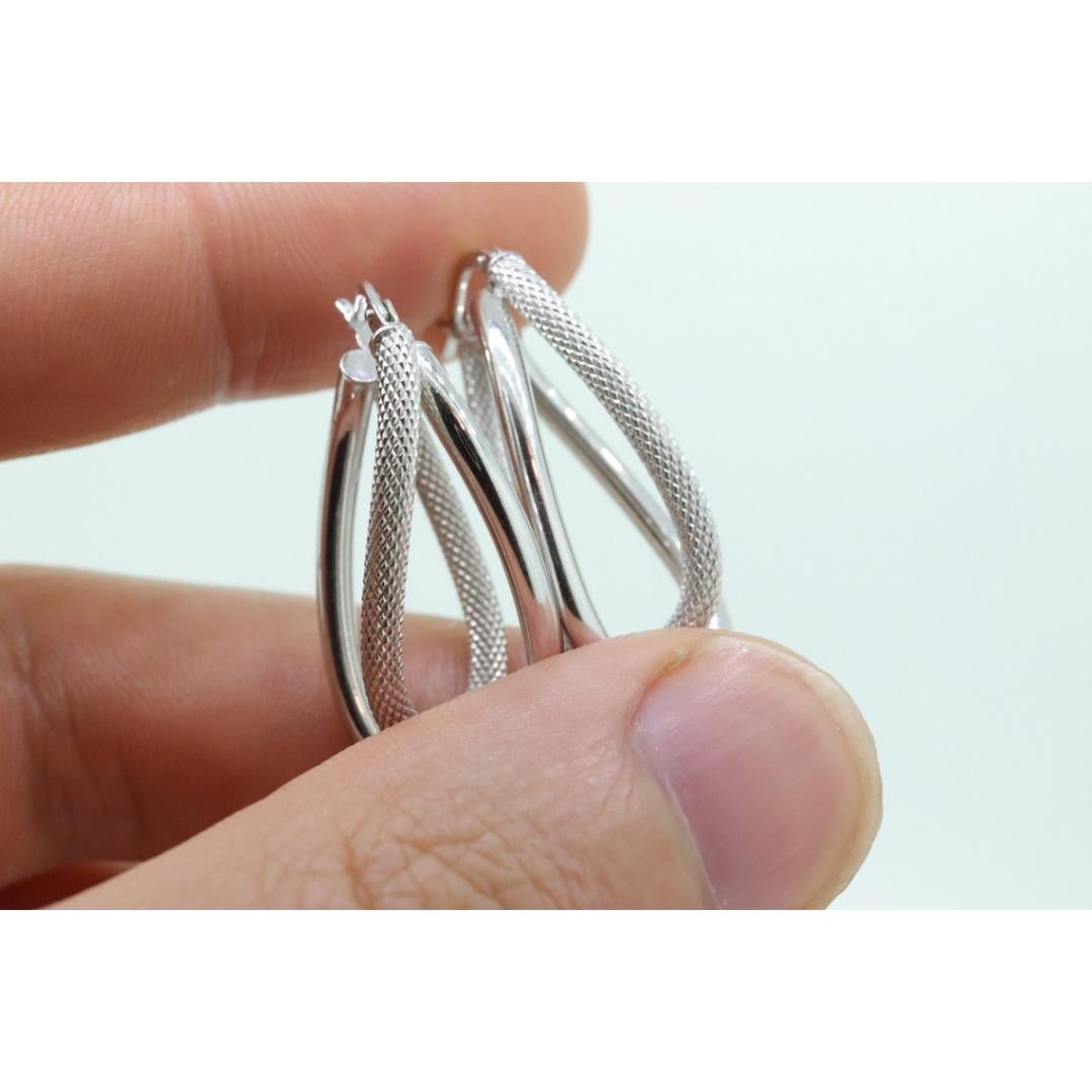 14k Gold Puffed Hohl HOOP Ohrringe. Ineinander verschlungene, strukturierte Looping-Ohrringe. 3