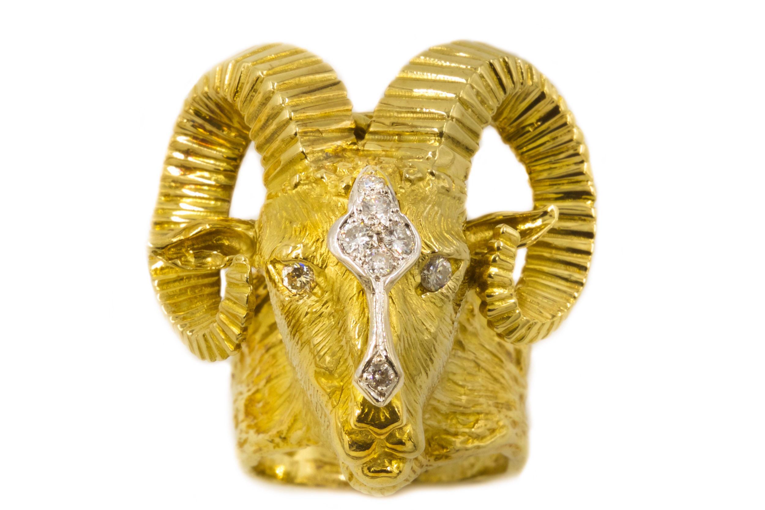 20th Century 14k Gold Ram's Head Necklace, Bracelet and Ring by La Triomphe, 250.7 grams