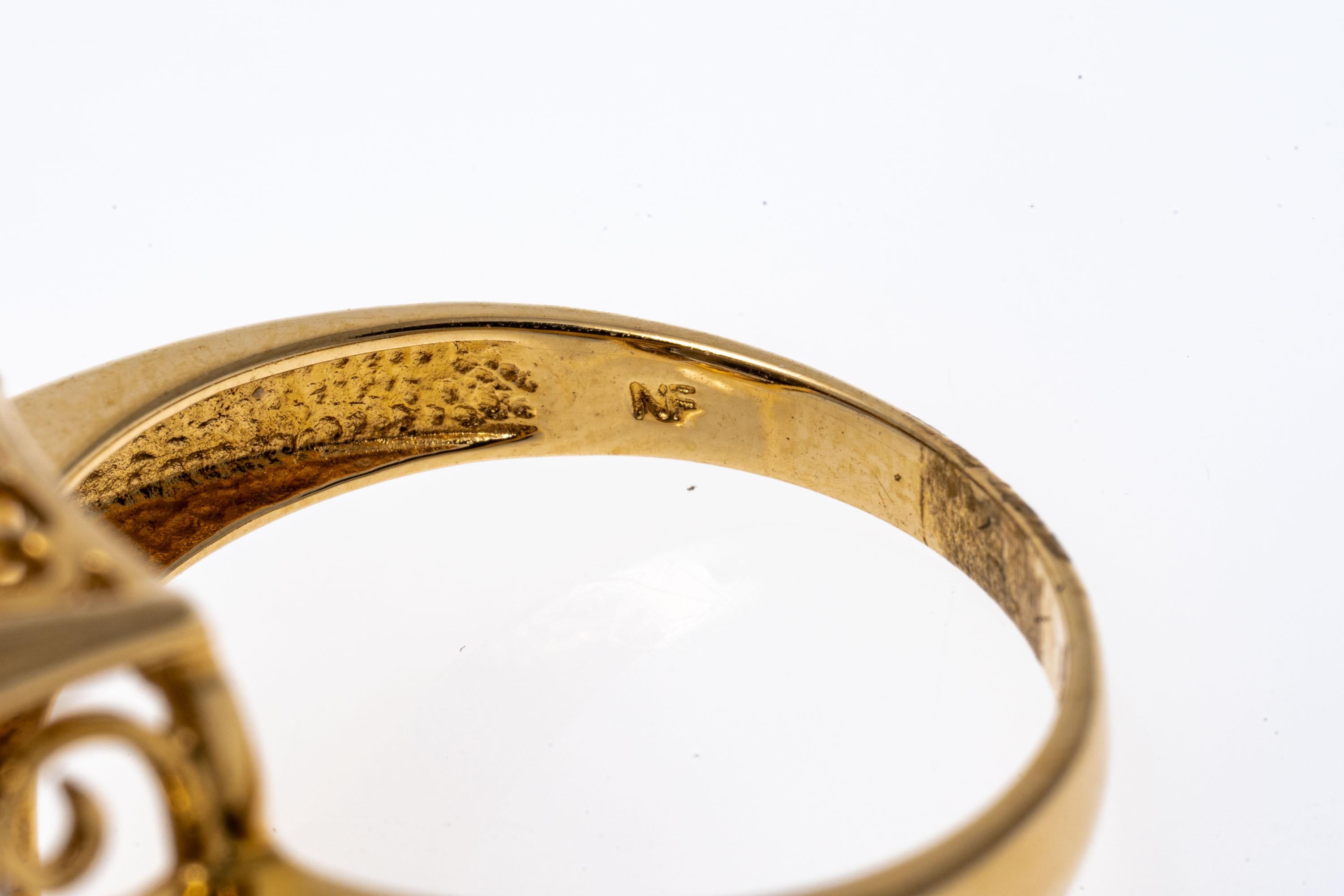Anello in oro 14k a scacchiera rettangolare con quarzo scuro e diamante in vendita 1