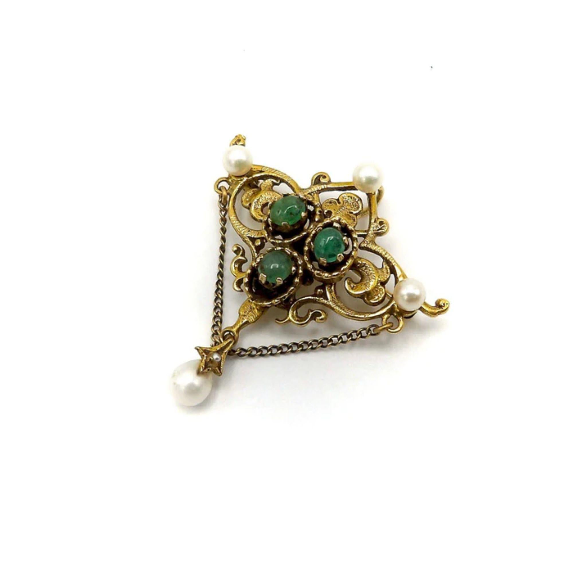 14K Gold Renaissance Revival Emerald Cabochon and Pearl Brooch-Pendant In Good Condition For Sale In Venice, CA