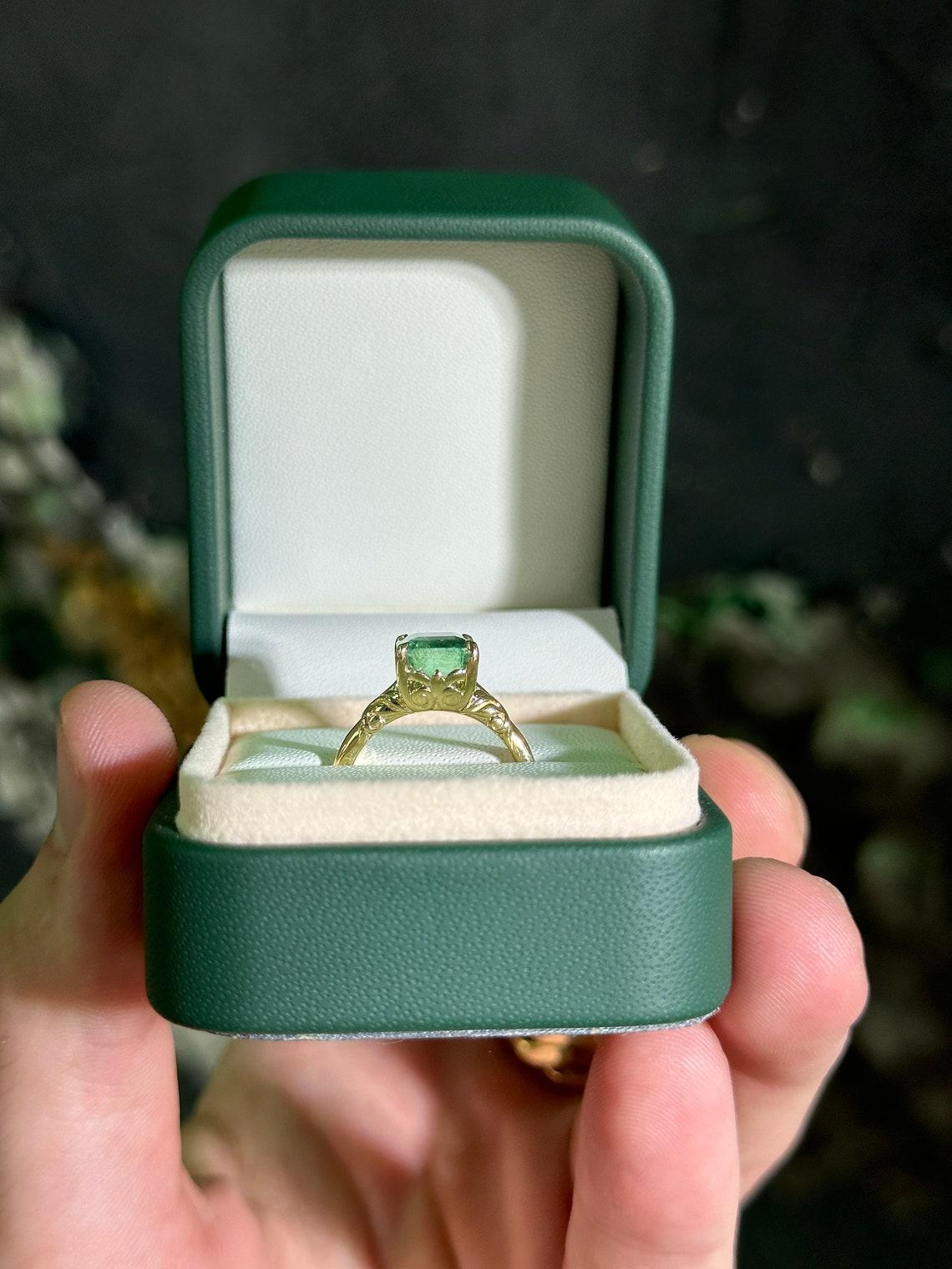 14K gold ring featuring a 2.37ct natural Asscher cut emerald in a regal floral For Sale 2