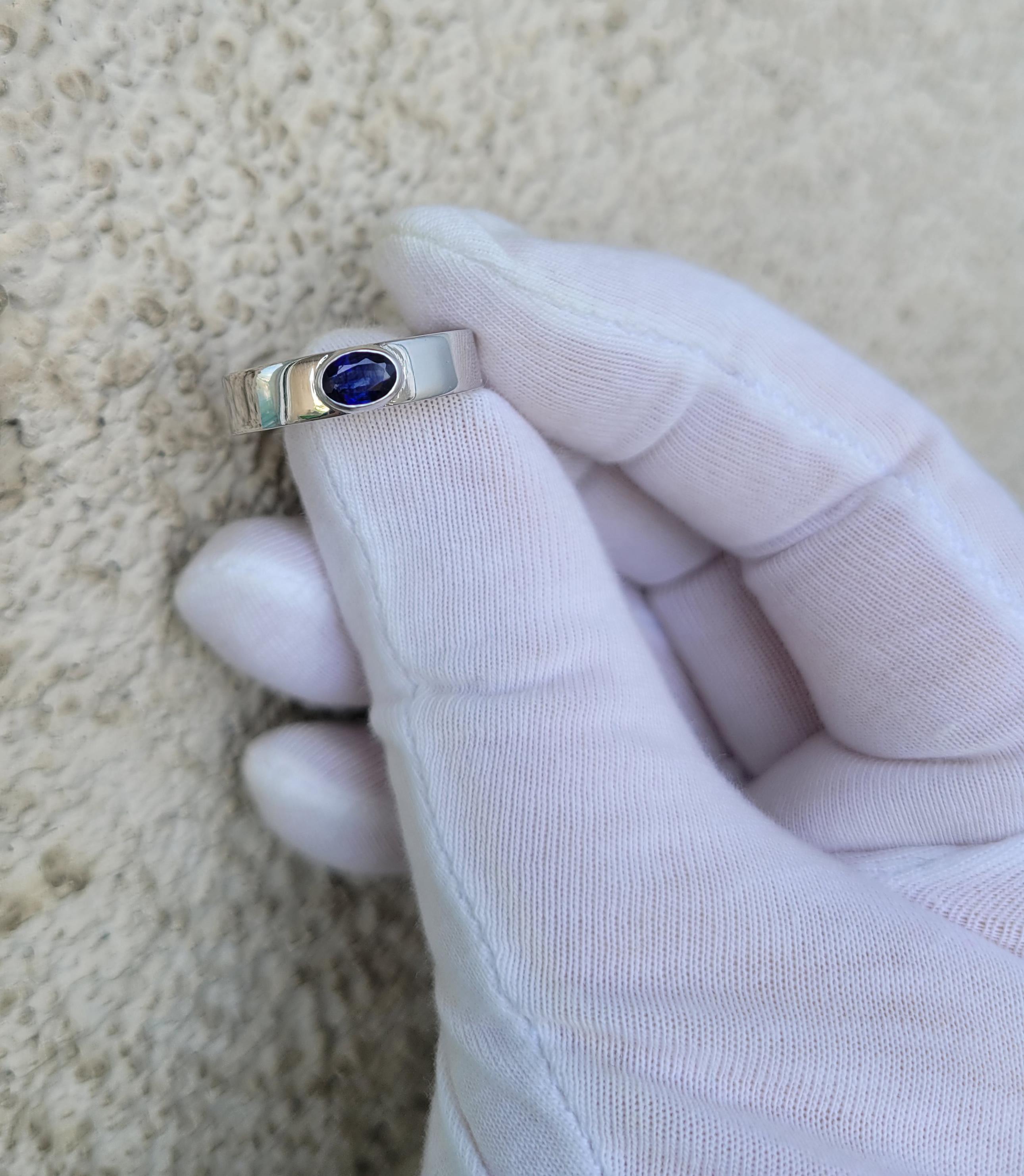 For Sale:  14k Gold Ring for Men with Blue Sapphire 10