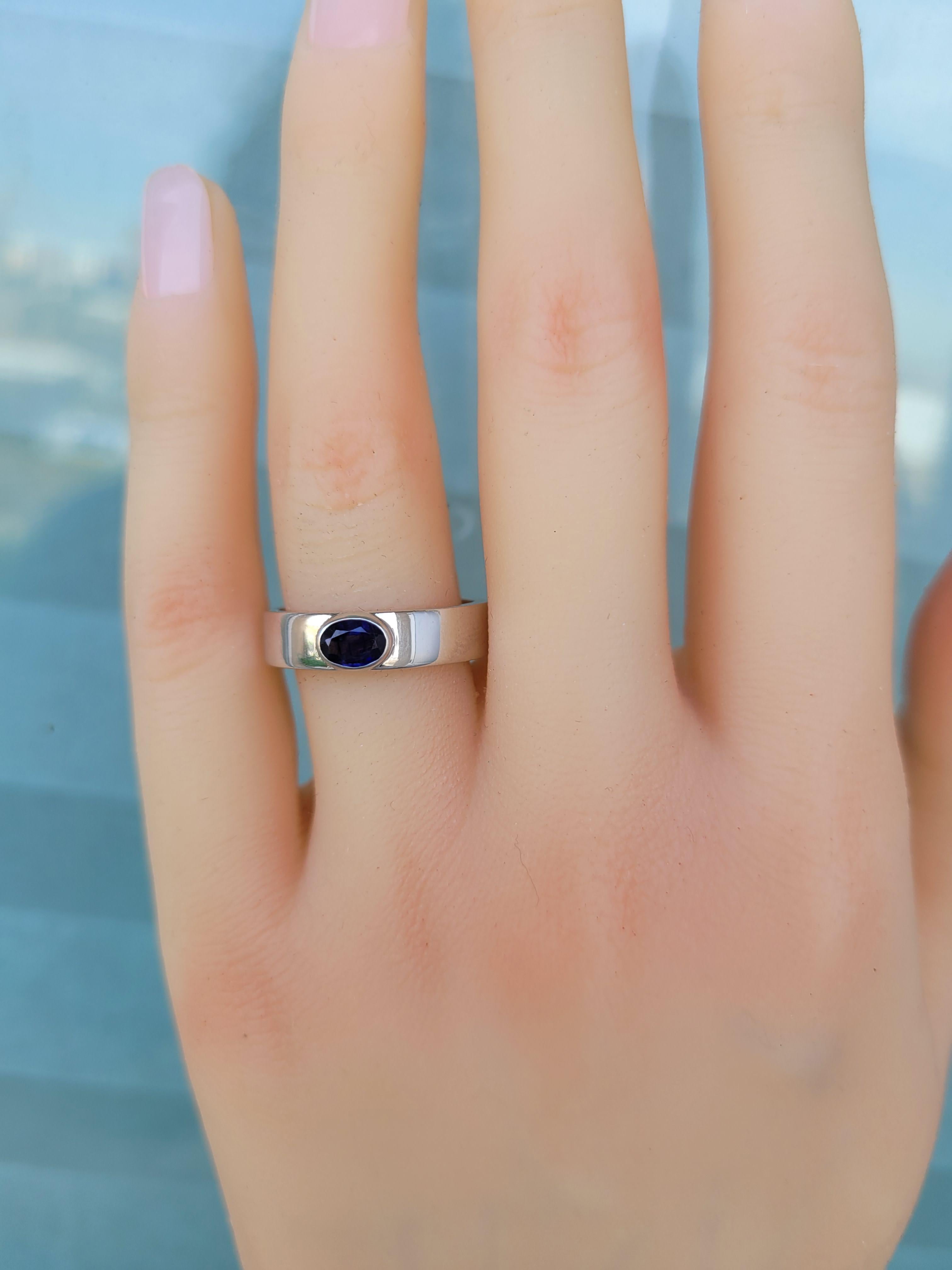 For Sale:  14k Gold Ring for Men with Blue Sapphire 7