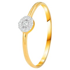 Verlobungsring aus 14 Karat Gold mit Halo-Diamant