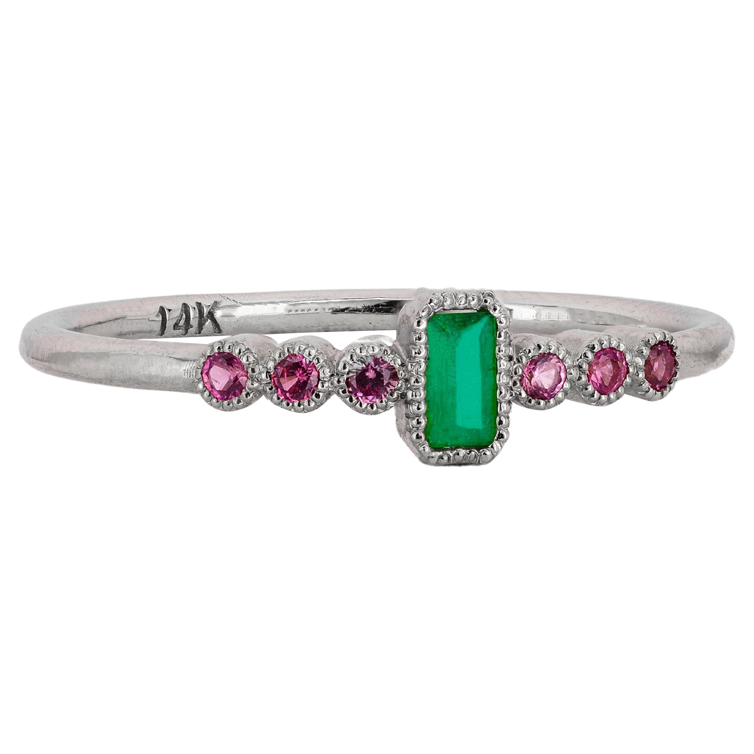 14k Gold Ring with Baguette Cut Emerald and Sapphires