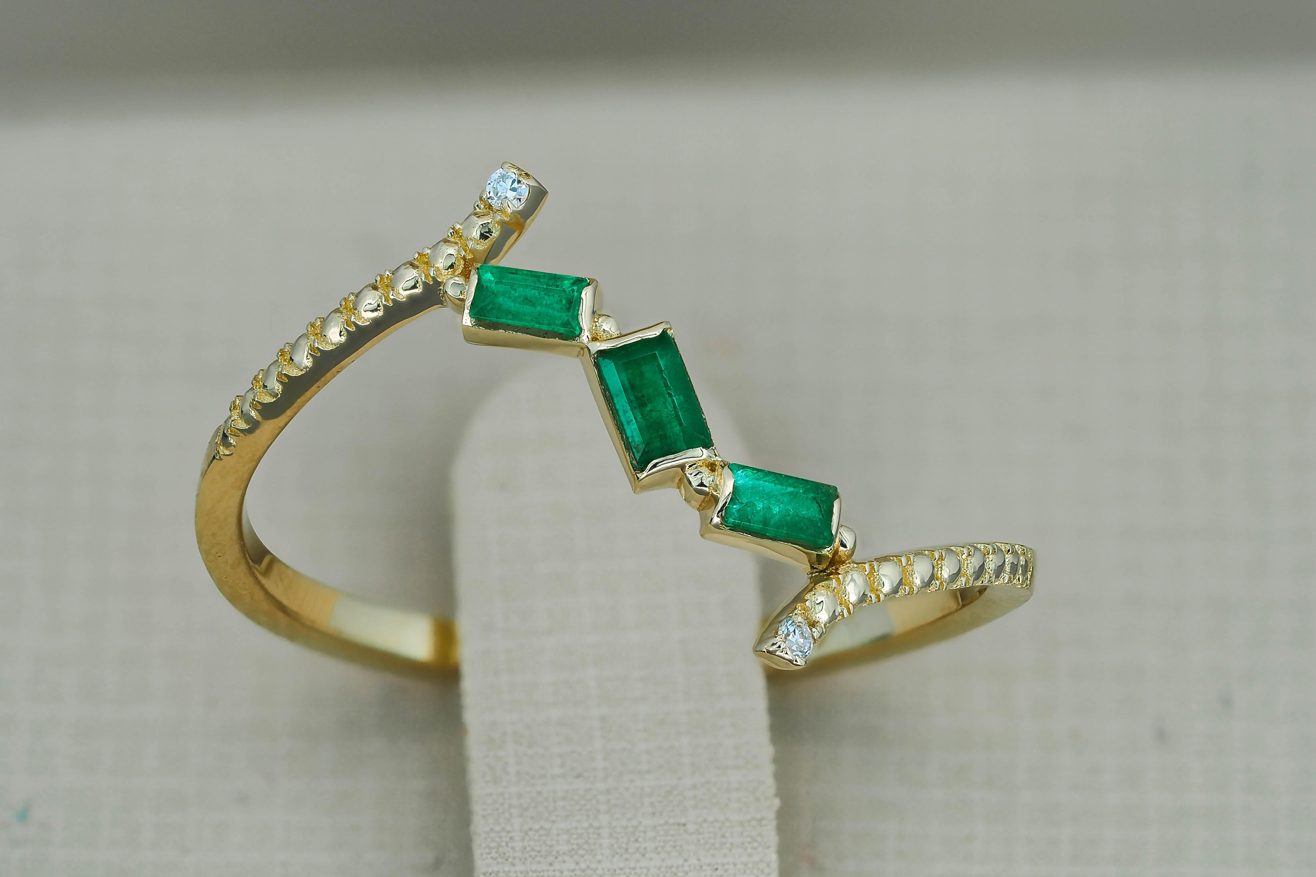 For Sale:  14k Gold Ring with Baguette Emeralds and Diamonds! 3