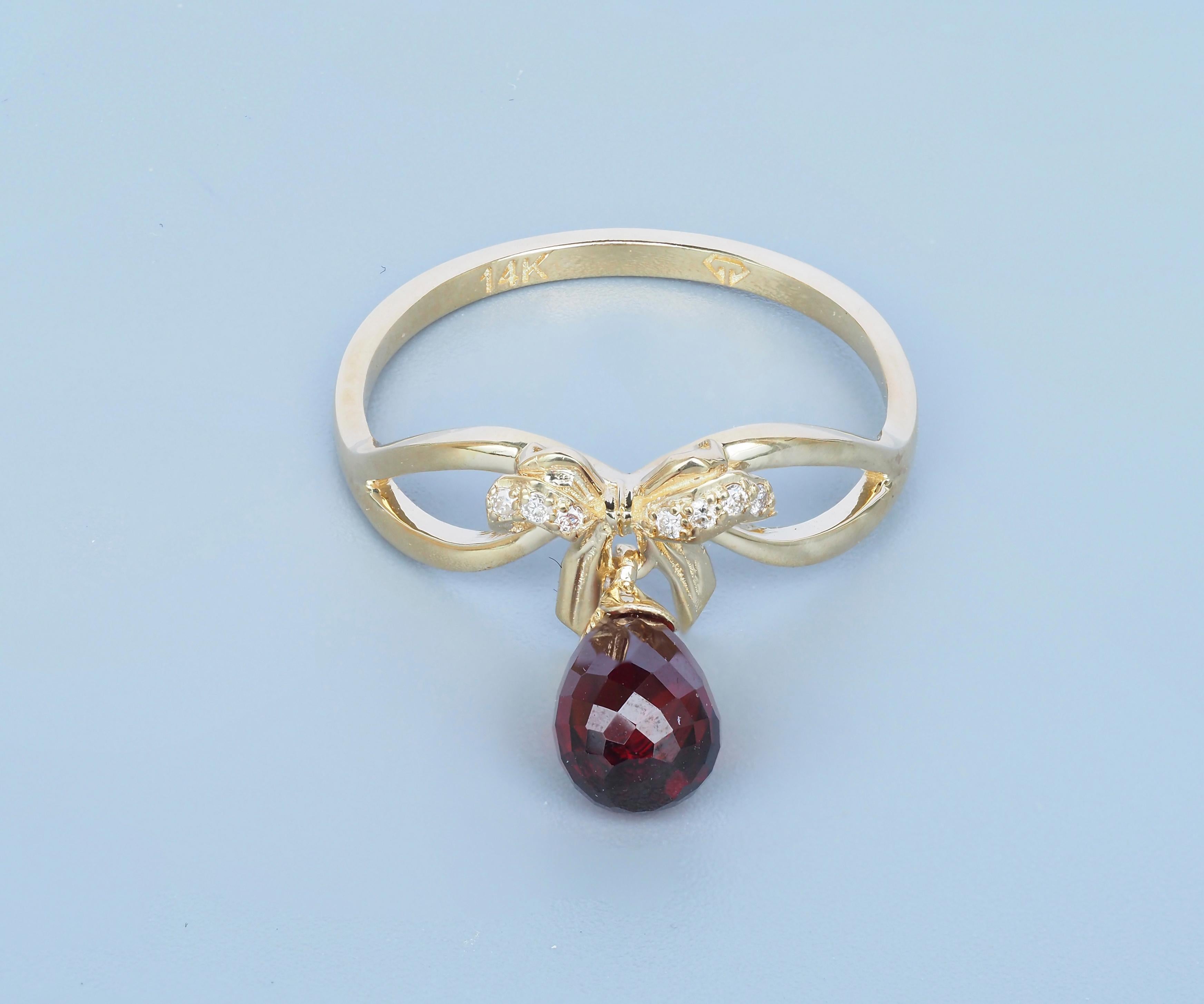For Sale:  Briolette garnet bow ring in 14k gold 2