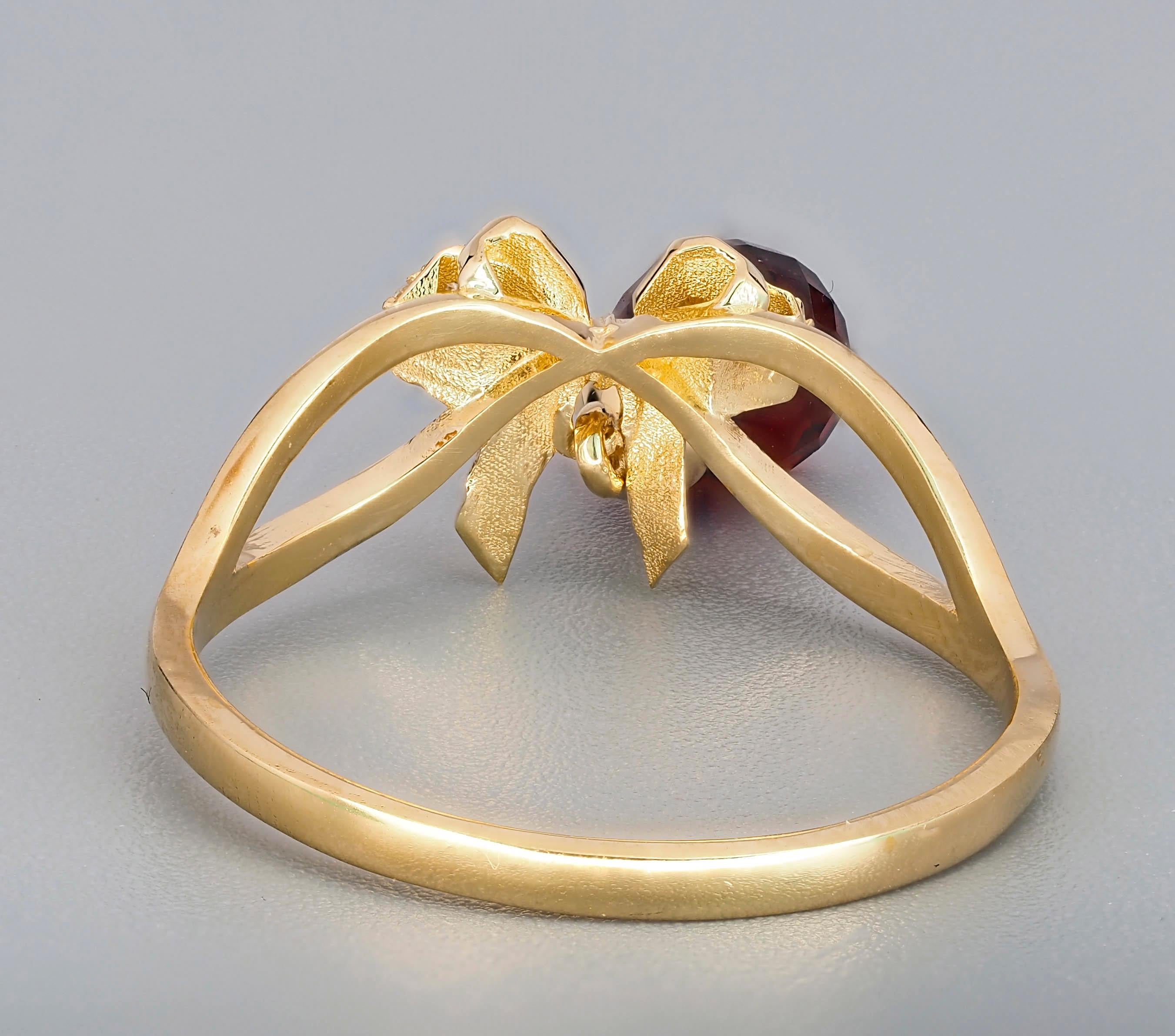 For Sale:  Briolette garnet bow ring in 14k gold 7