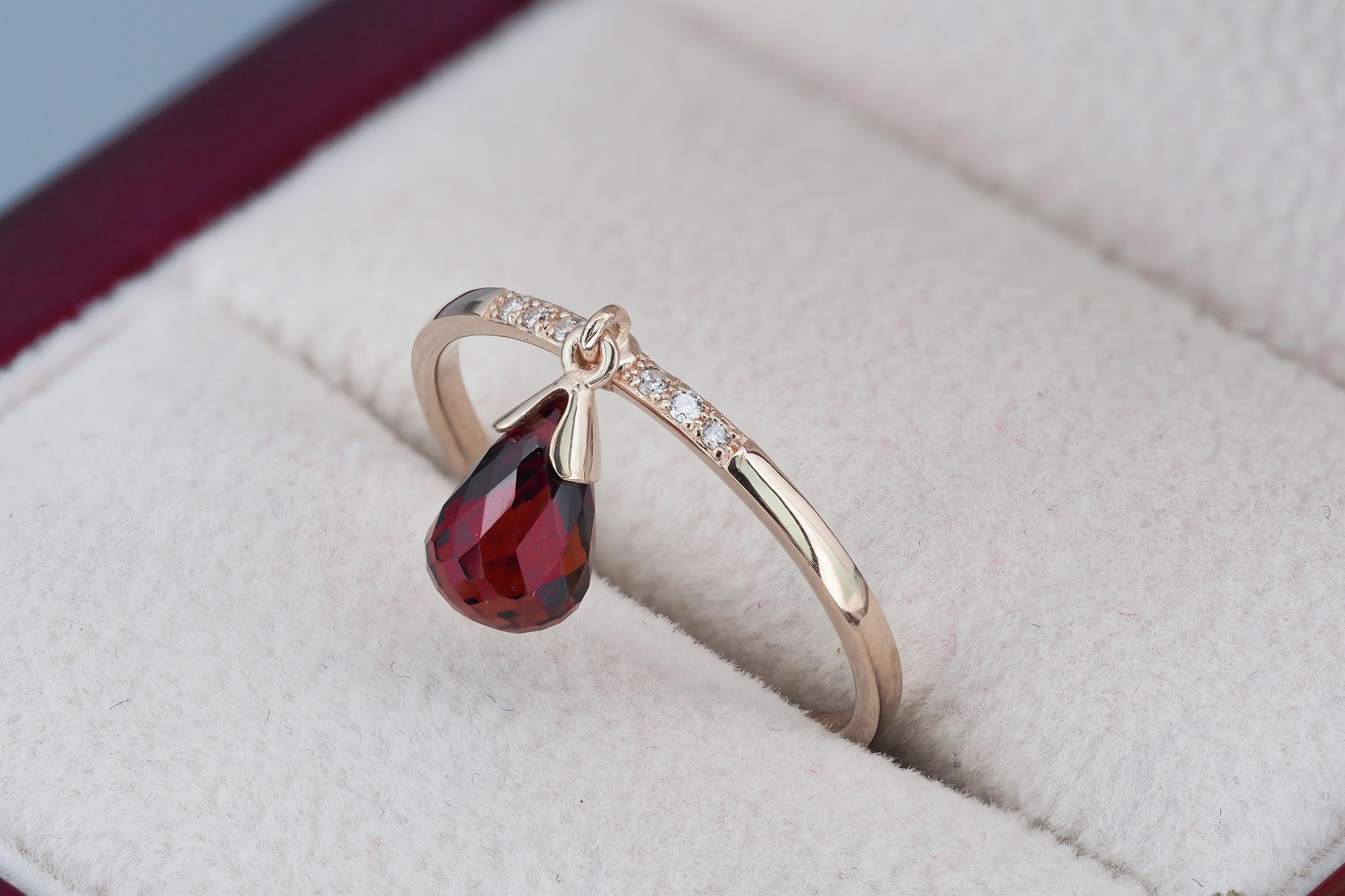 For Sale:  14k Gold Ring with Briolette Cut Garnet and Diamonds 8