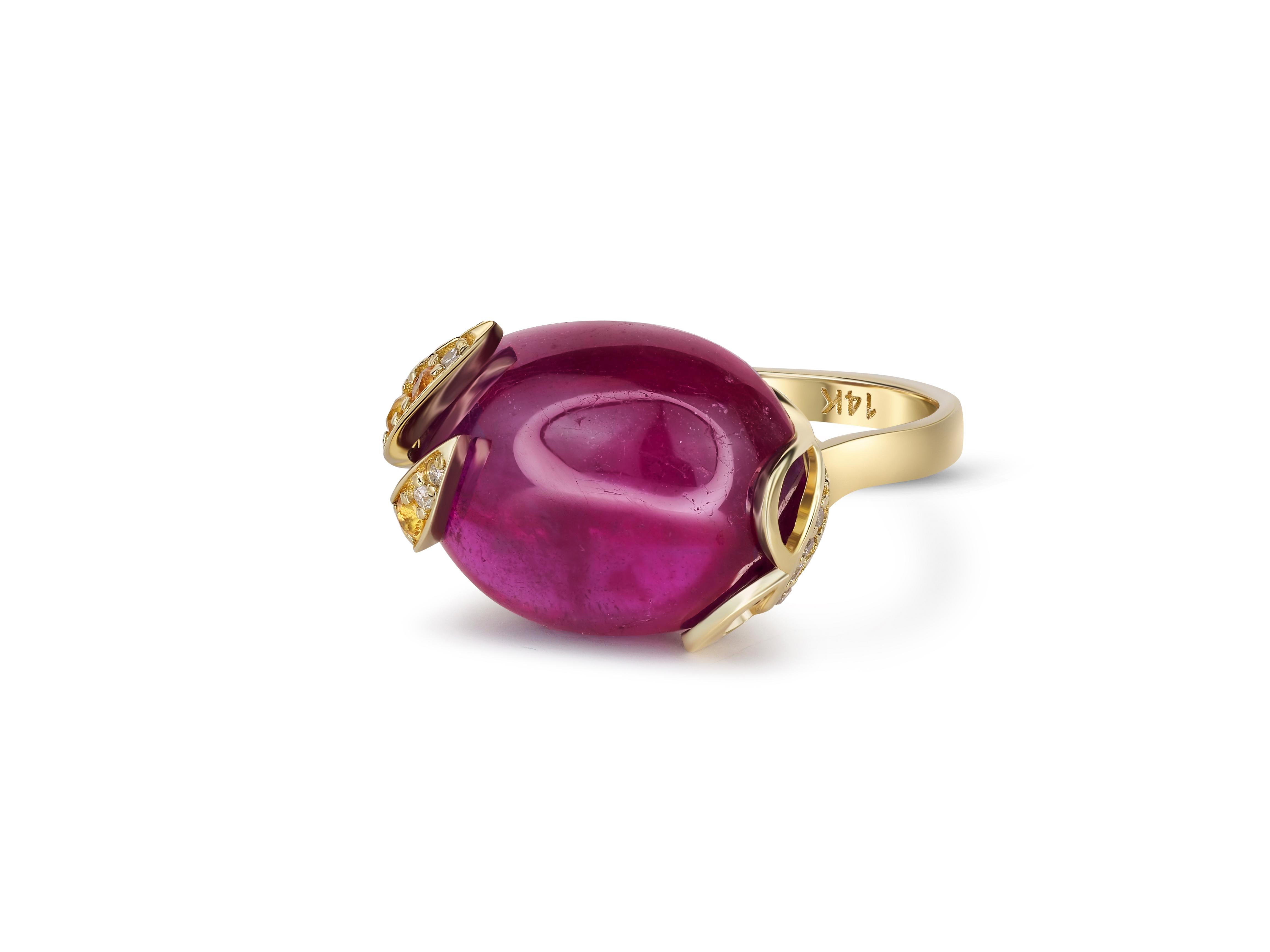 14k Gold Ring with Cabochon Ruby For Sale 2