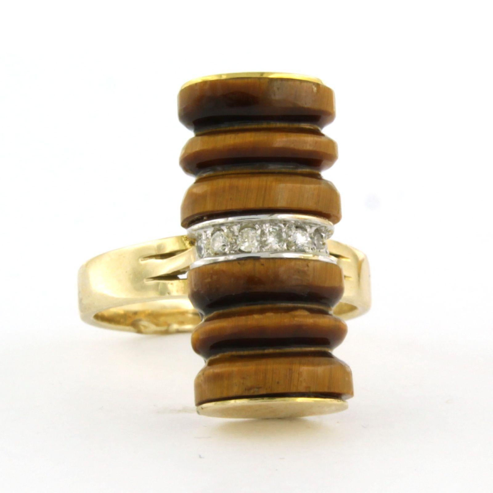Anillo de oro de 14k con ojo de gato y diamante talla brillante de hasta 0,09 ct 6,5 gramos Moderno en venta