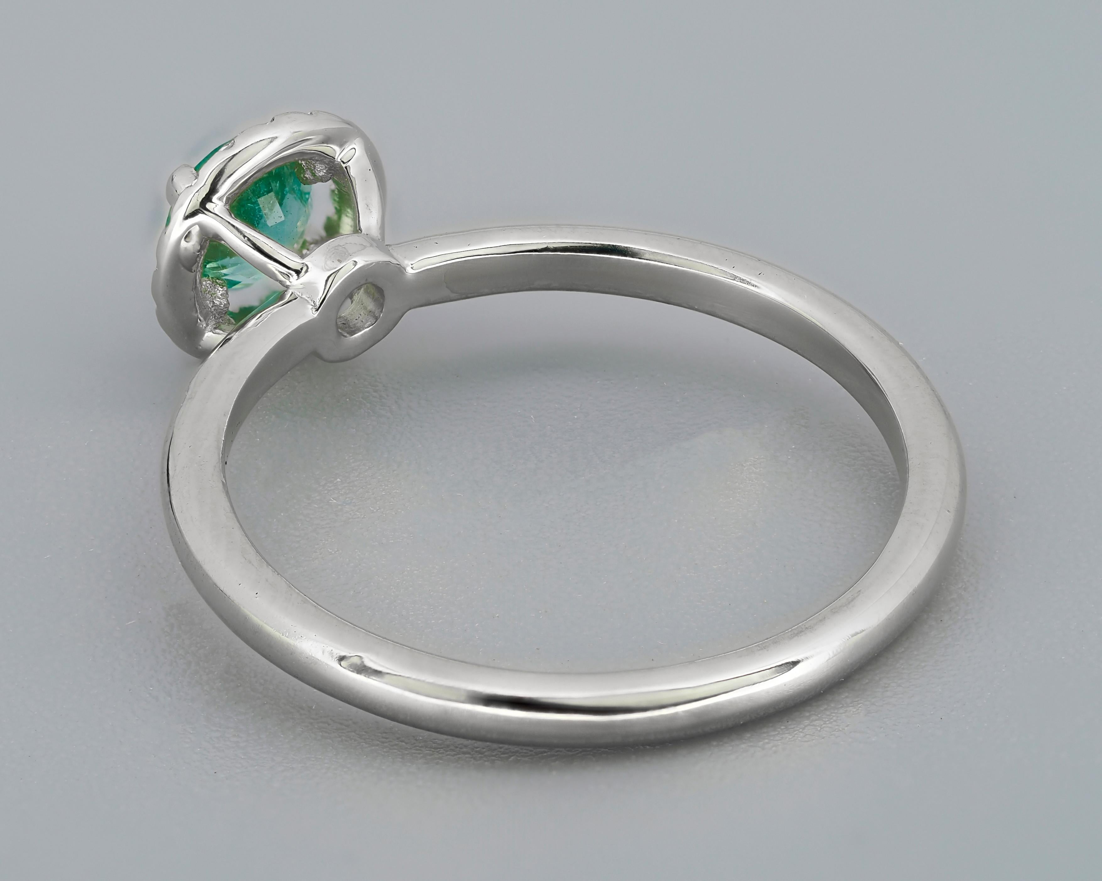 14k Gold Ring with Emerald and Diamonds, Emerald Halo Ring 1