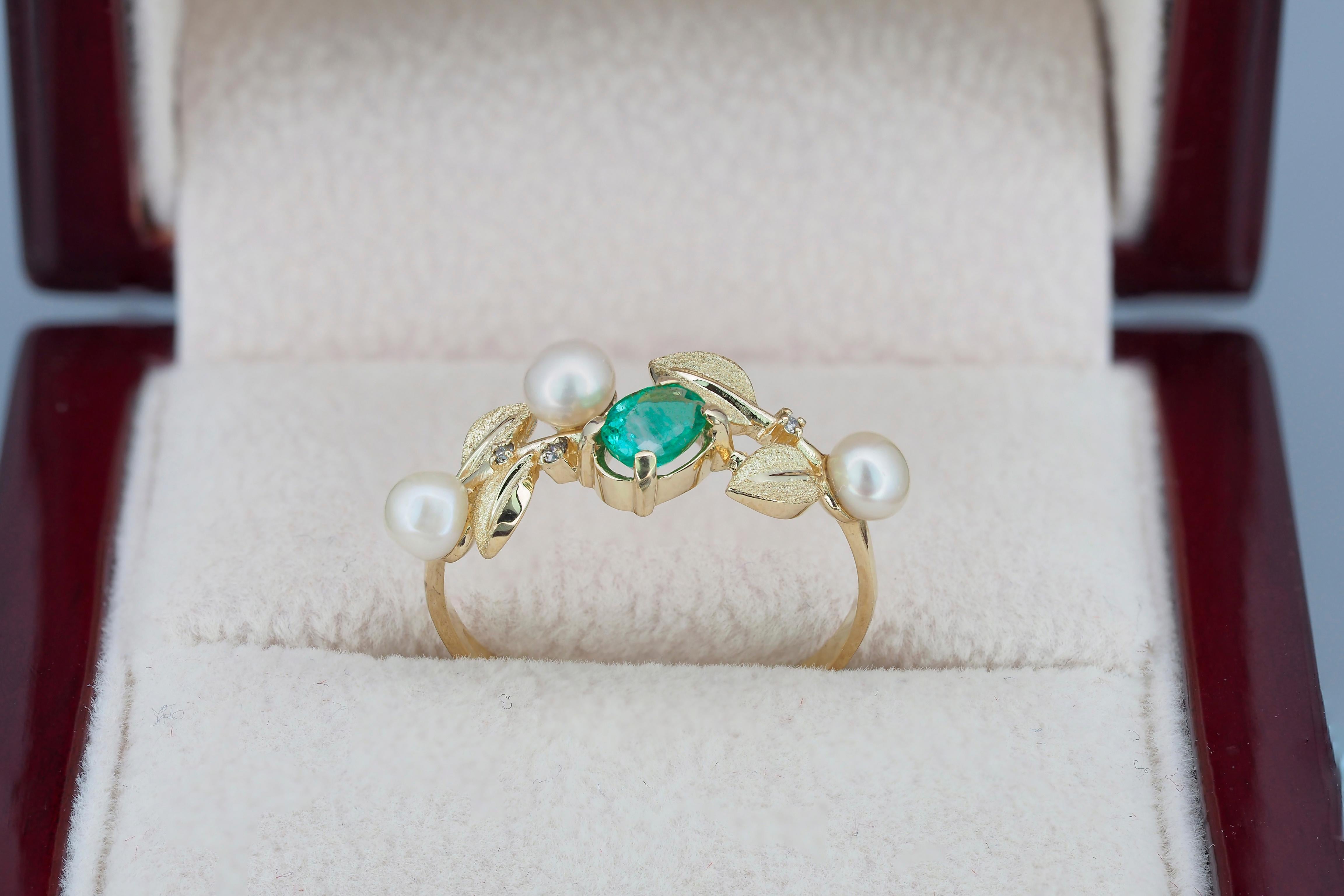 For Sale:  14k Gold Ring with Emerald, Pearls and Diamonds 5