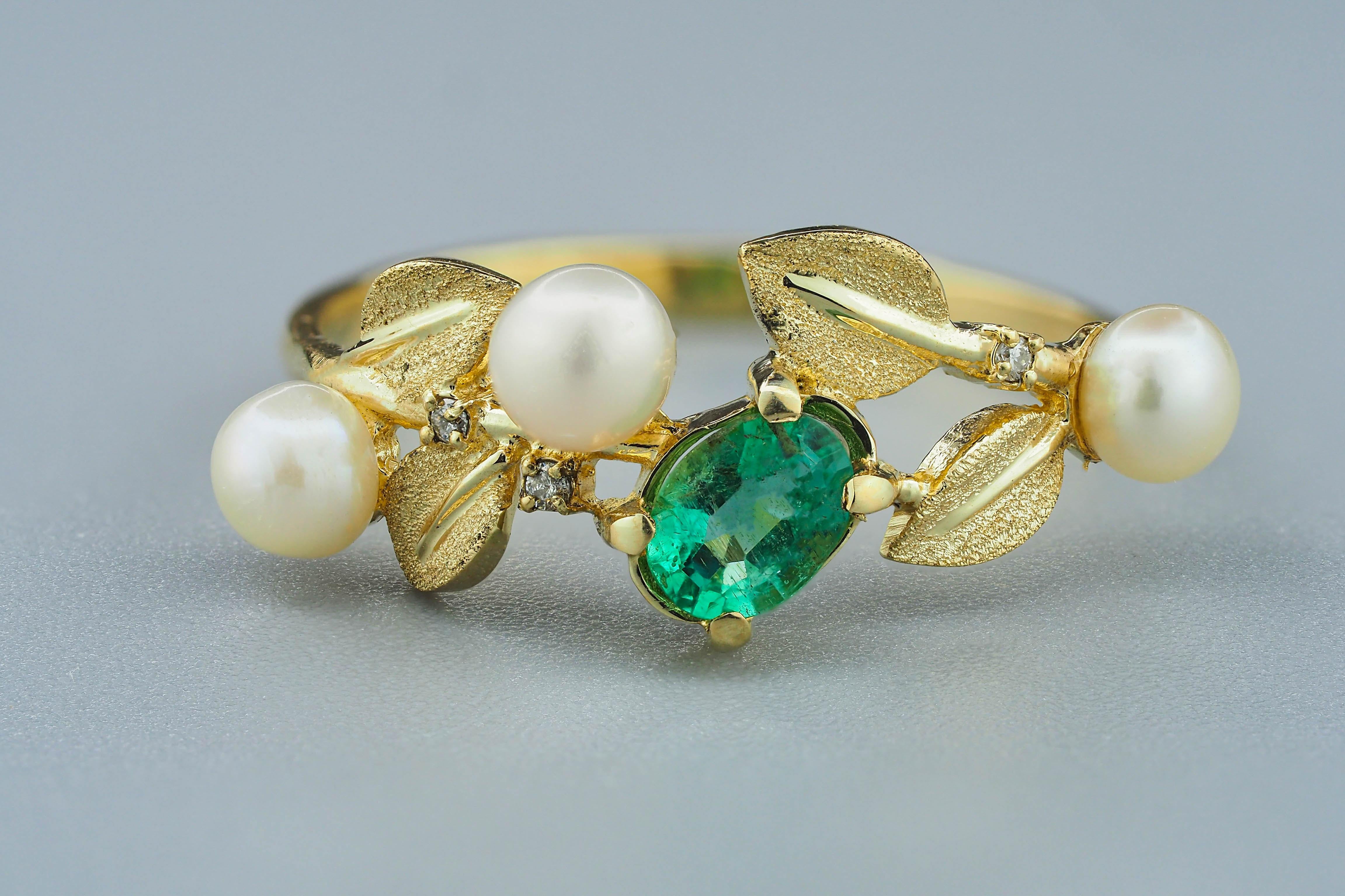 For Sale:  14k Gold Ring with Emerald, Pearls and Diamonds 9
