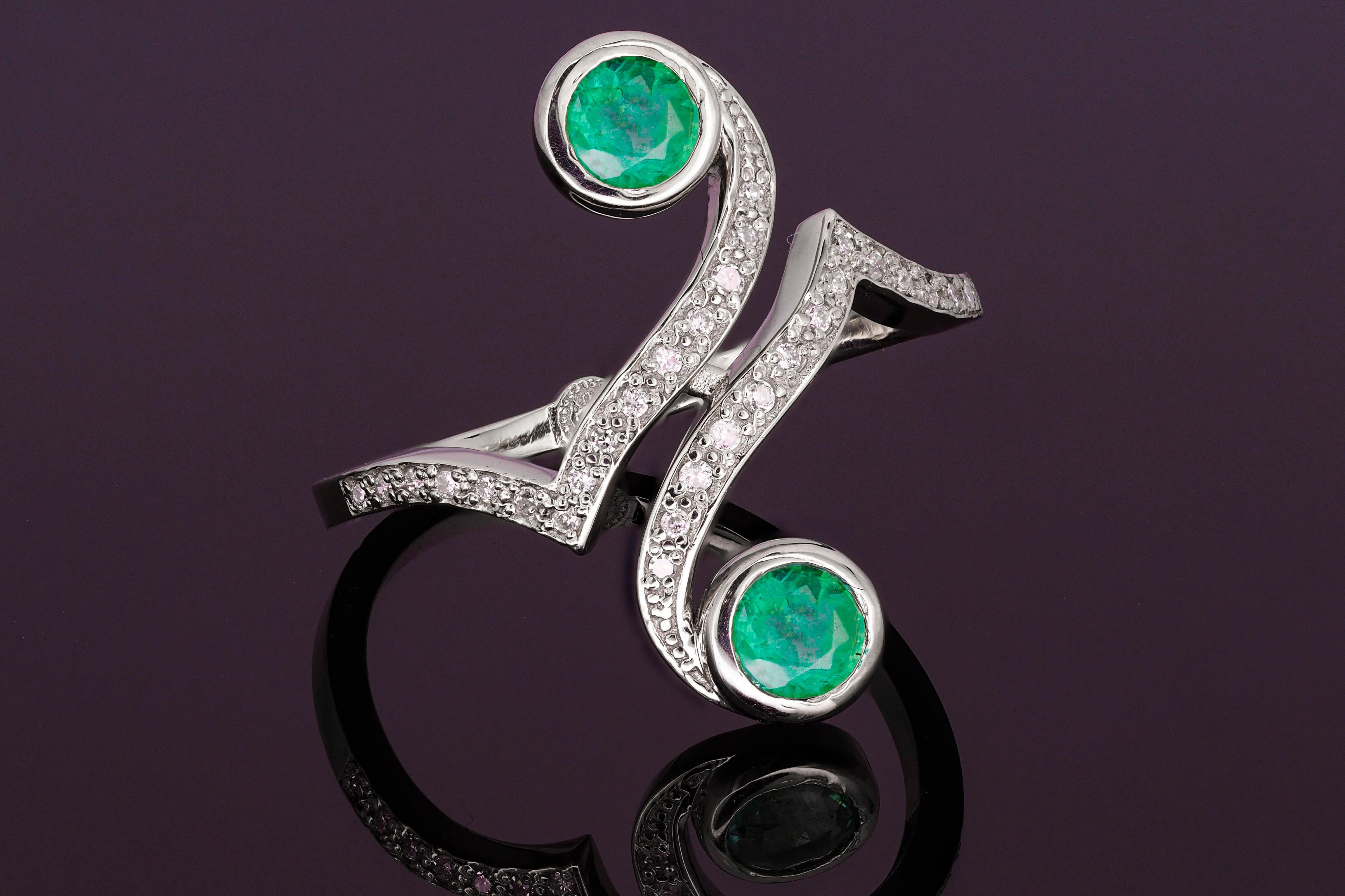 For Sale:  Vintage style 14k gold emerald ring 5