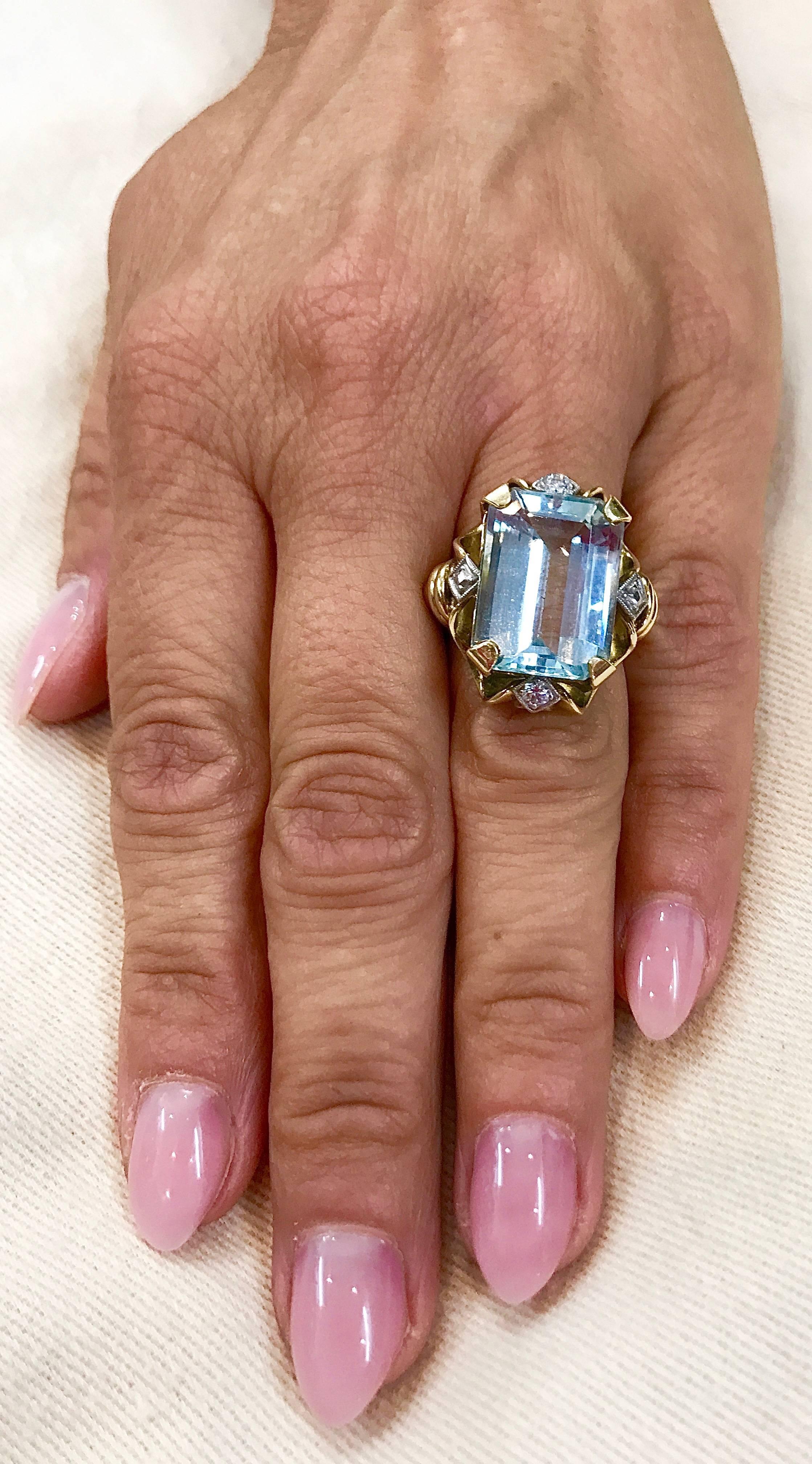 14K gold ring with large aquamarine and two brilliants 3