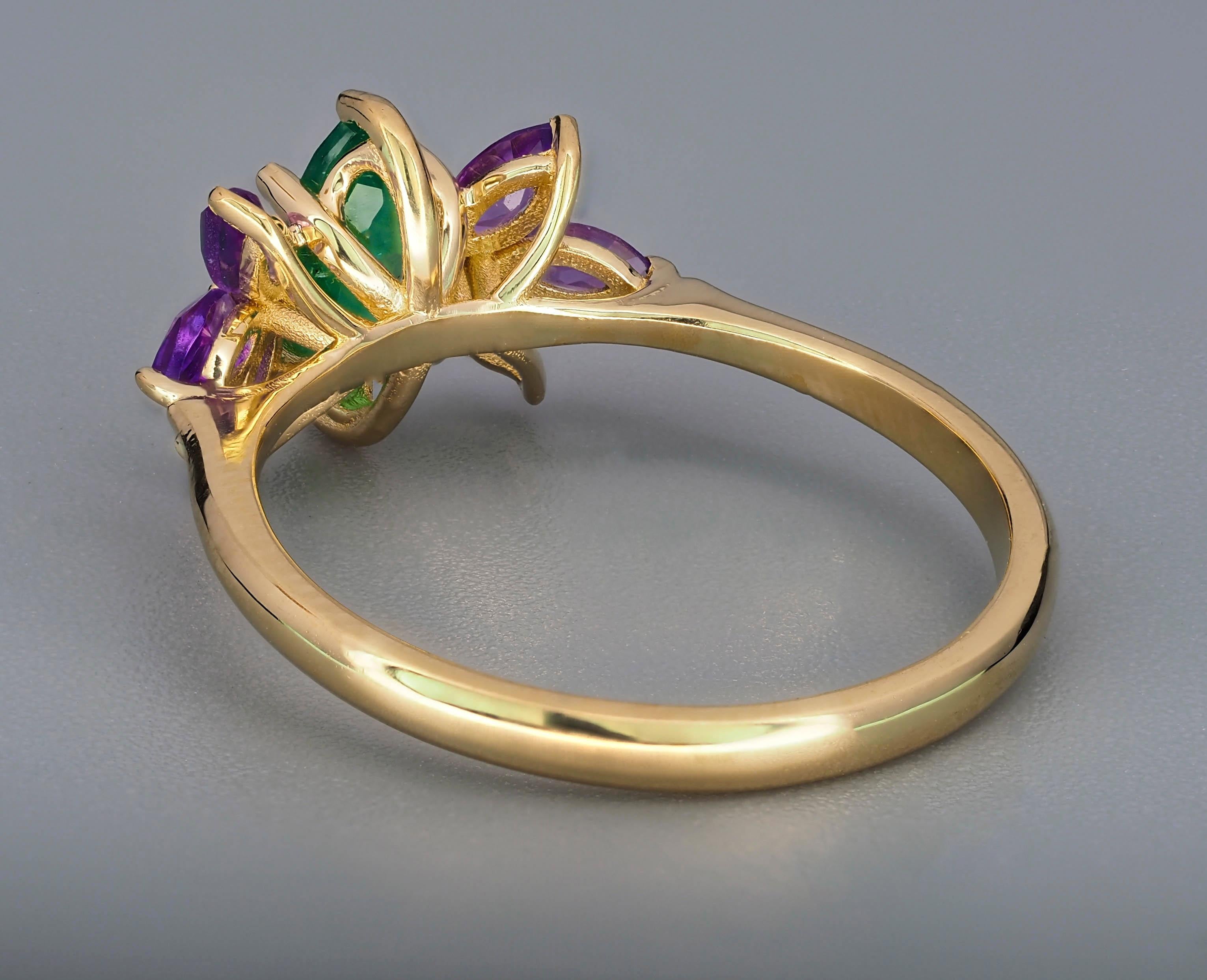 For Sale:  Emerald gold ring. 14k Gold Ring with Marquise Emerald and Amethysts.  7