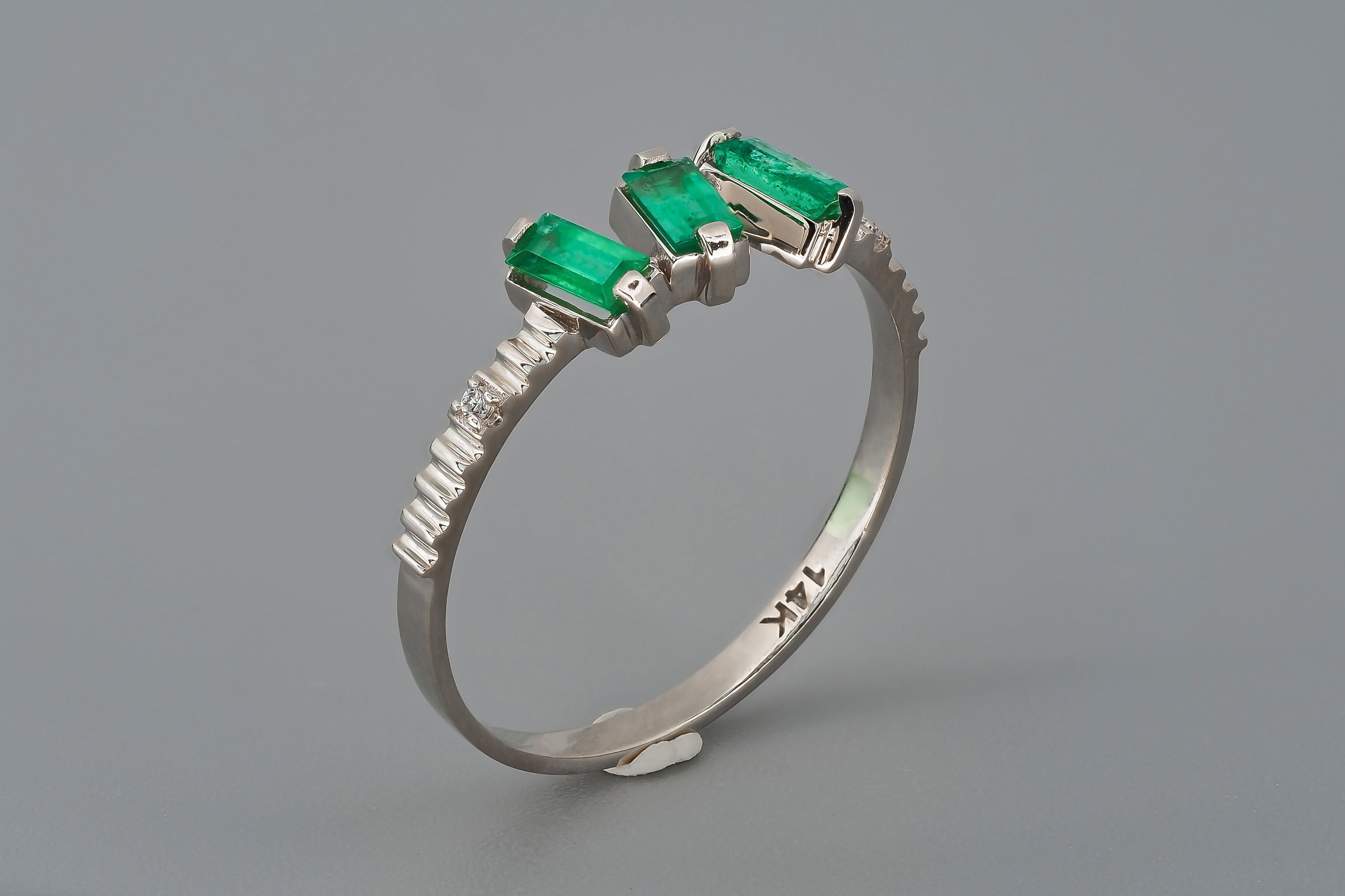 For Sale:  Baguette Emeralds and Diamonds 14k gold ring. 3 gemstone ring.  10