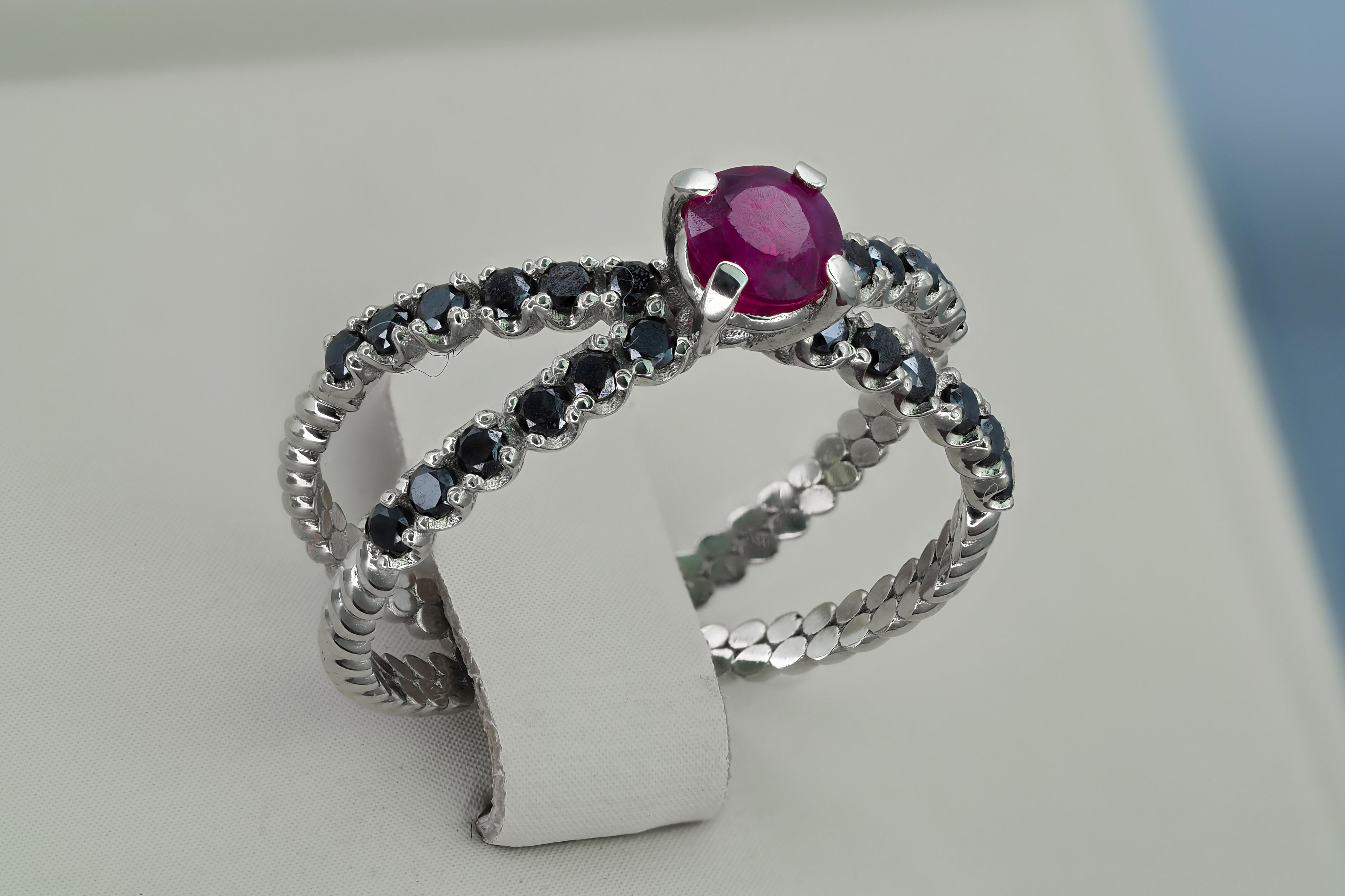 En vente :  Bague en or 14 carats avec rubis naturel et spinelle noire 6